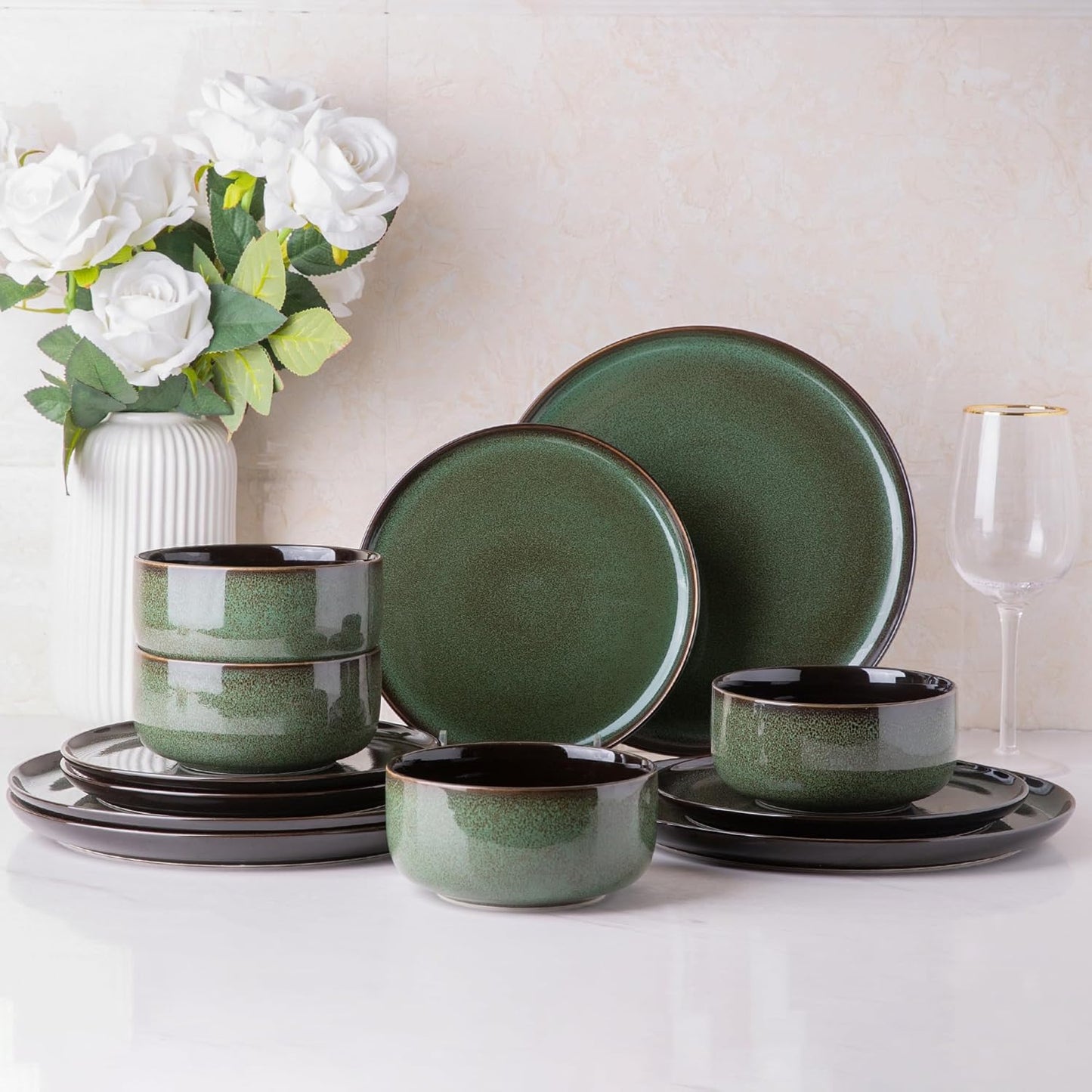 LERATIO Ceramic Dinnerware Set for 4 - Stylish and Durable