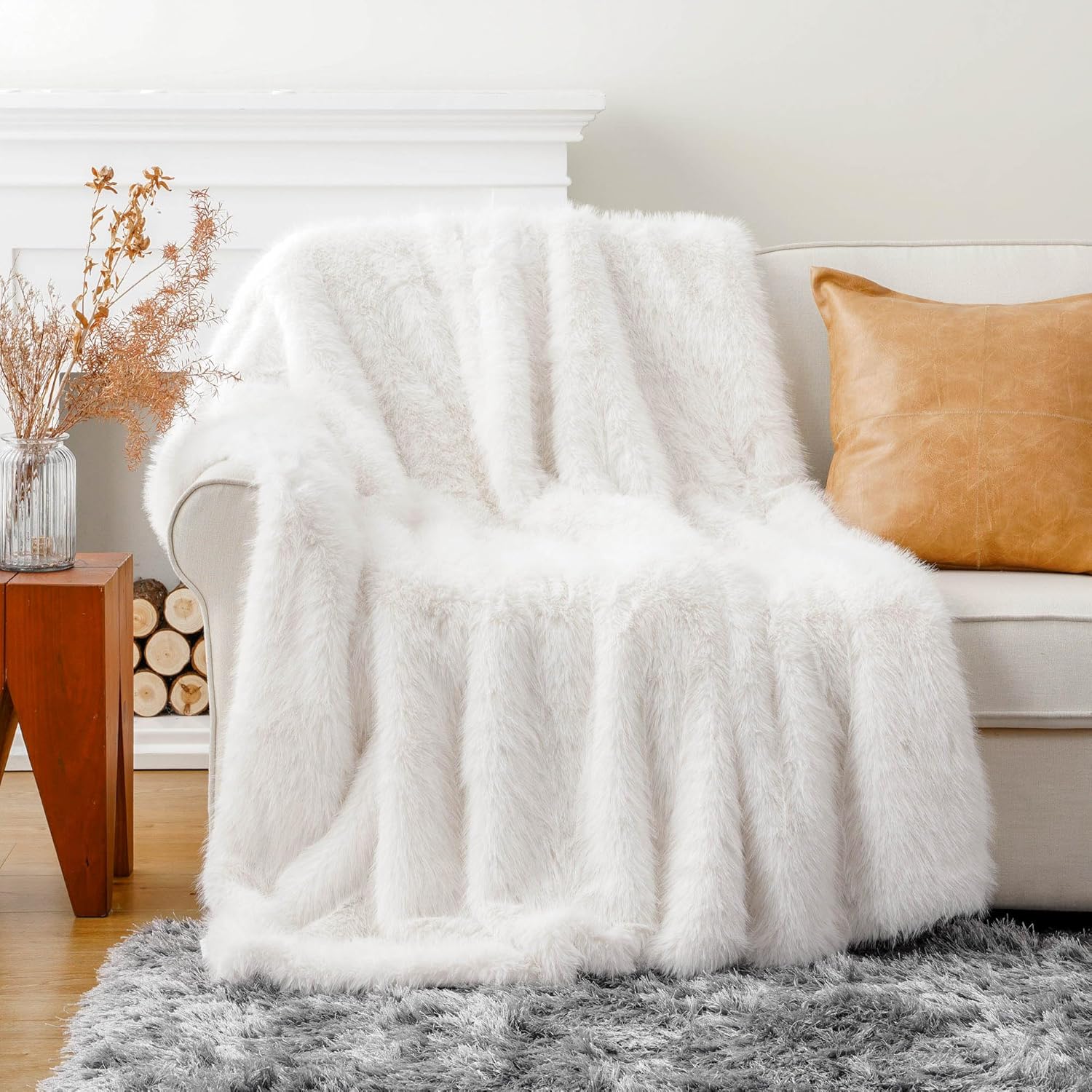 Luxury White Fluffy Faux Fur Throw Blanket for Cozy Comfort