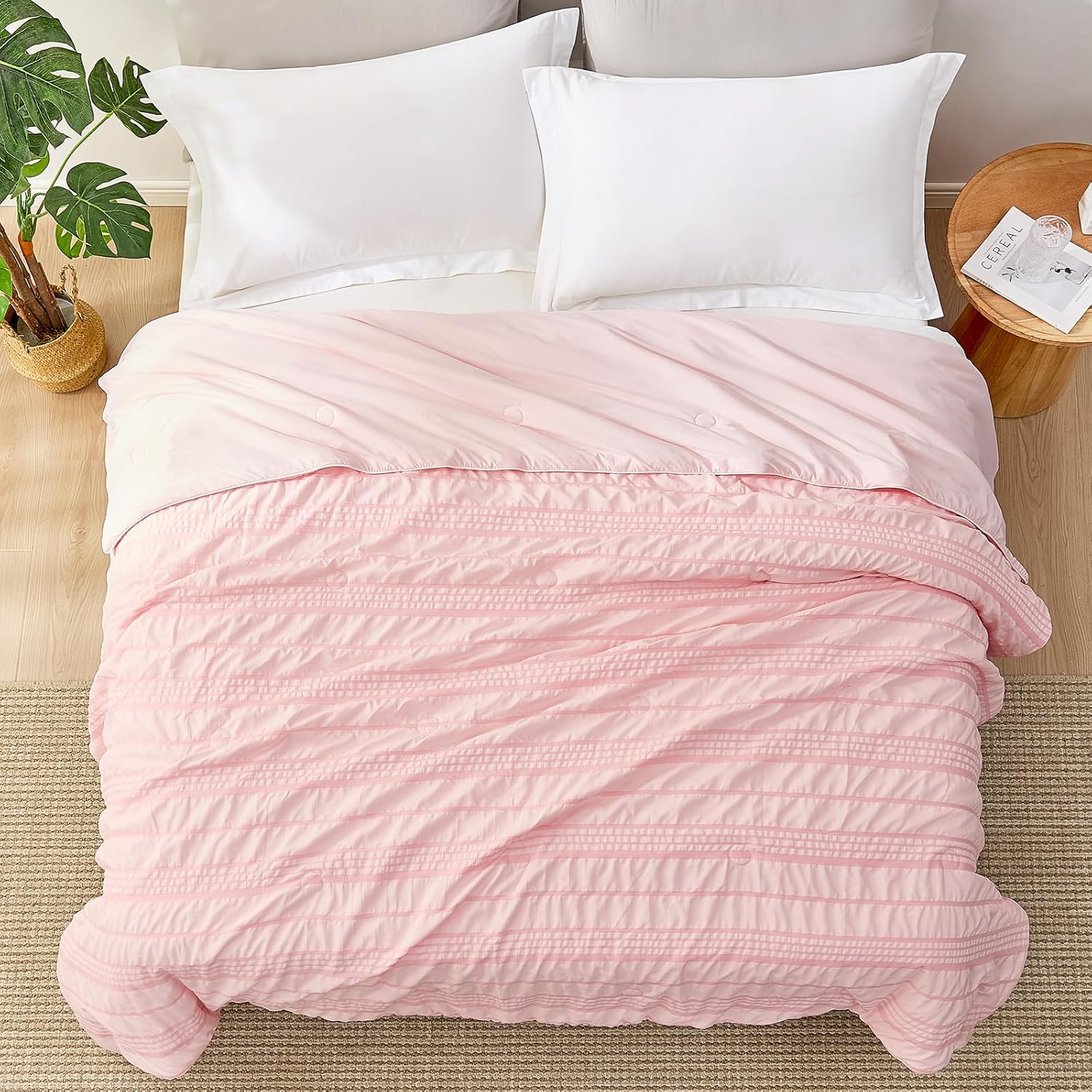 Cozy Bliss Seersucker Cooling Comforter for Hot Sleepers