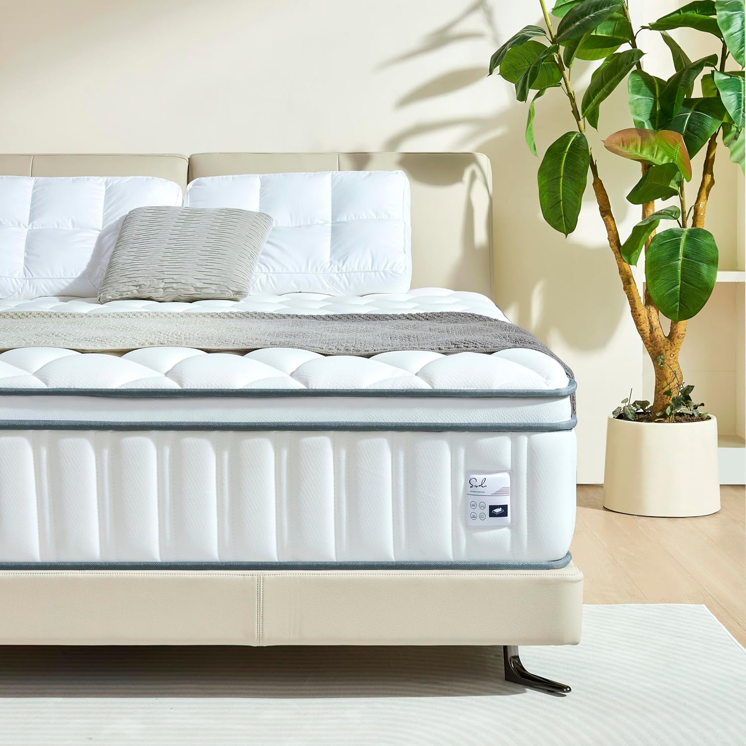 12 Inch King Size Hybrid Mattress with Cooling Gel for Comfort