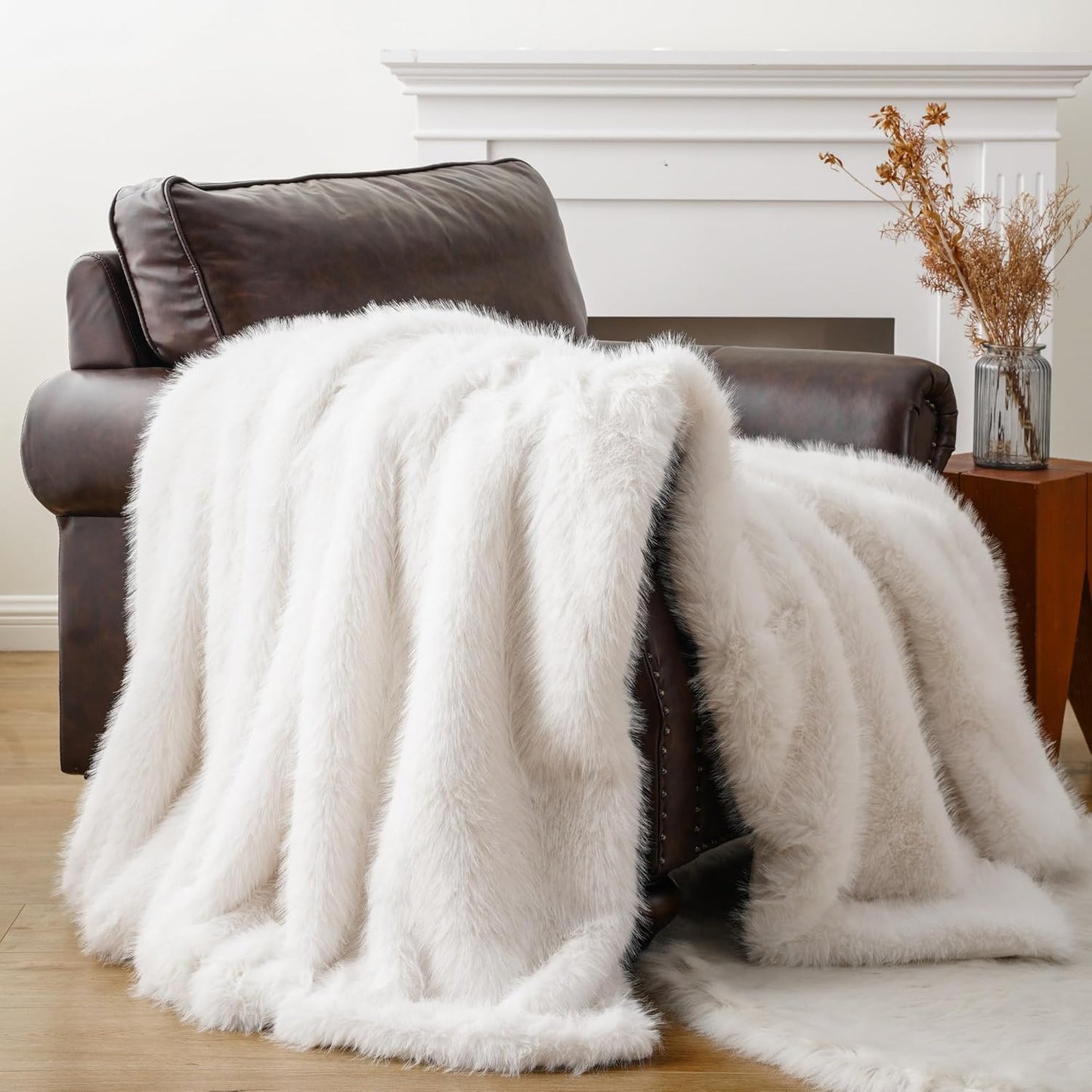 BATTILO HOME Luxury White Faux Fur Throw Blanket Review
