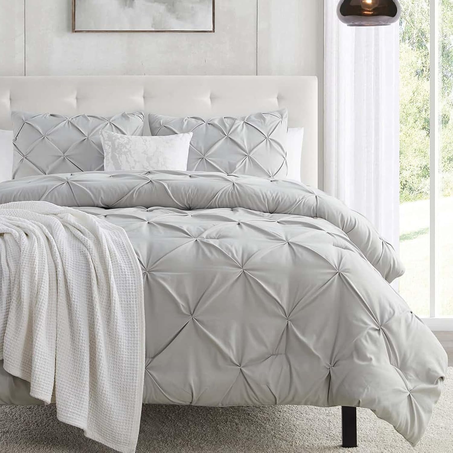 Luxurious Light Grey Duvet Cover Set for Queen Size Beds