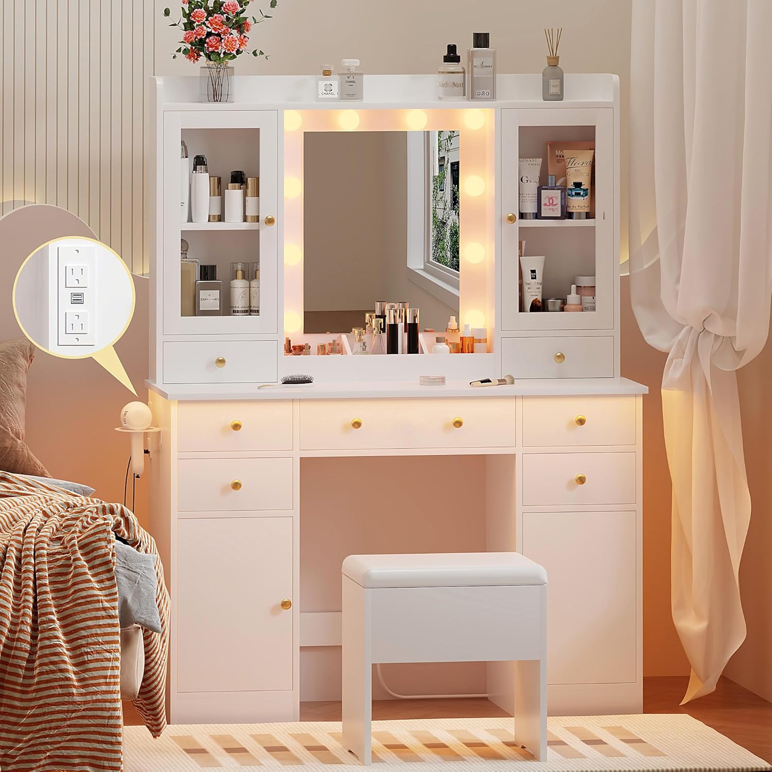 Vanity Desk w/ Lights & Chair Set - HUANLEGO