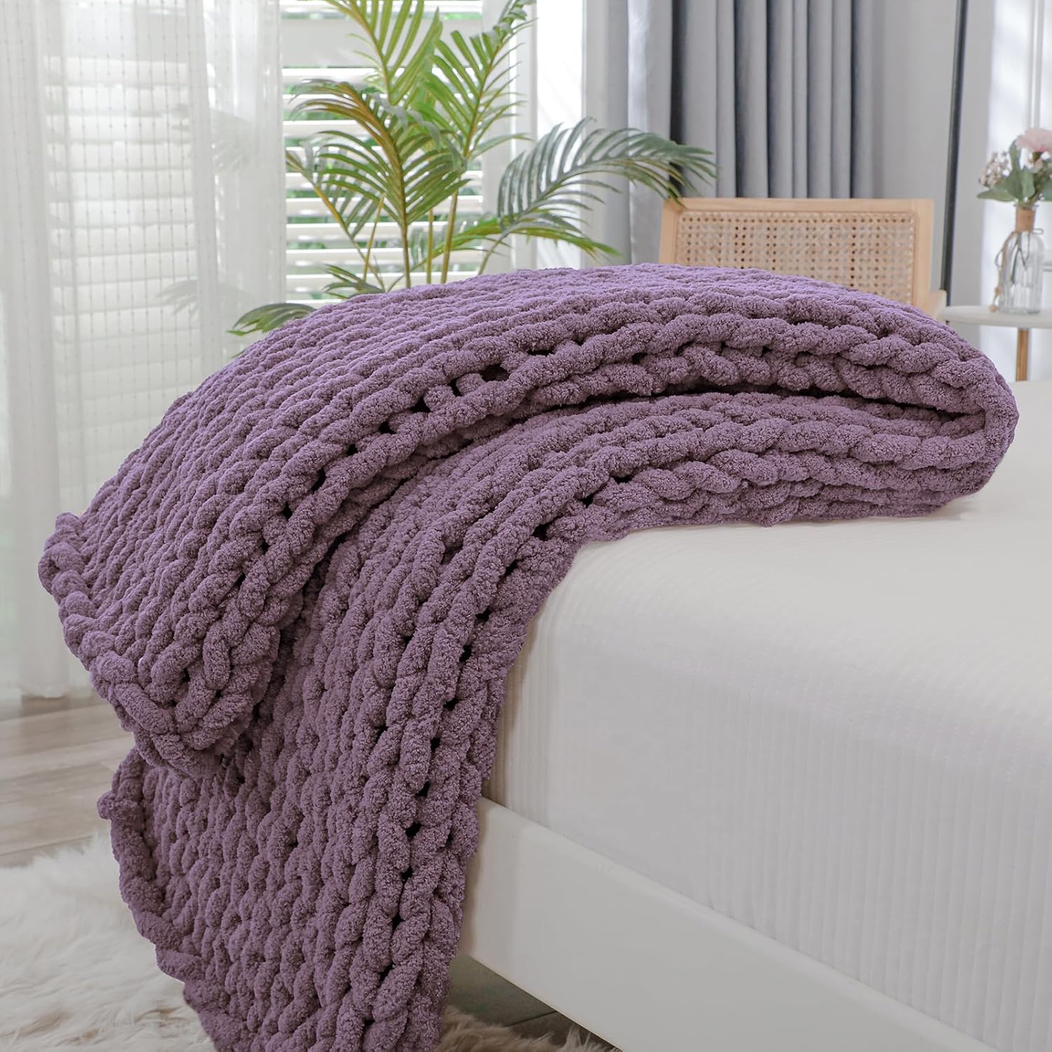 Bigacogo Chunky Knit Throw Blanket for Cozy Winter Comfort
