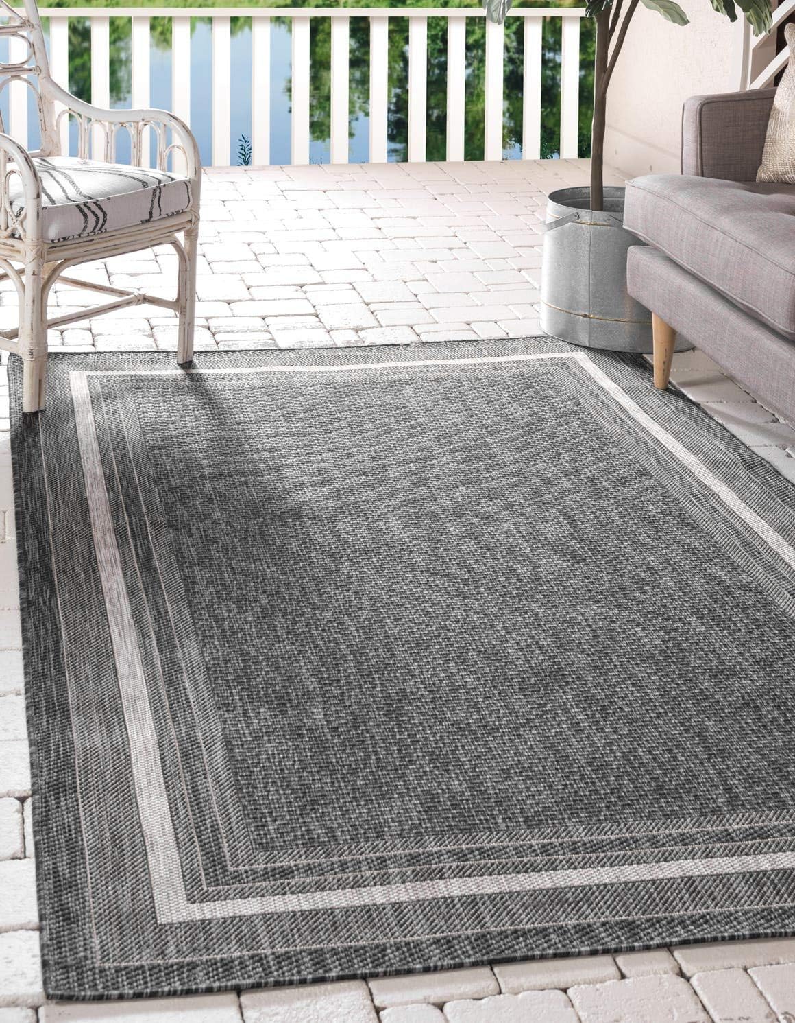 Unique Loom Outdoor Border Collection Area Rug - Elegant Design