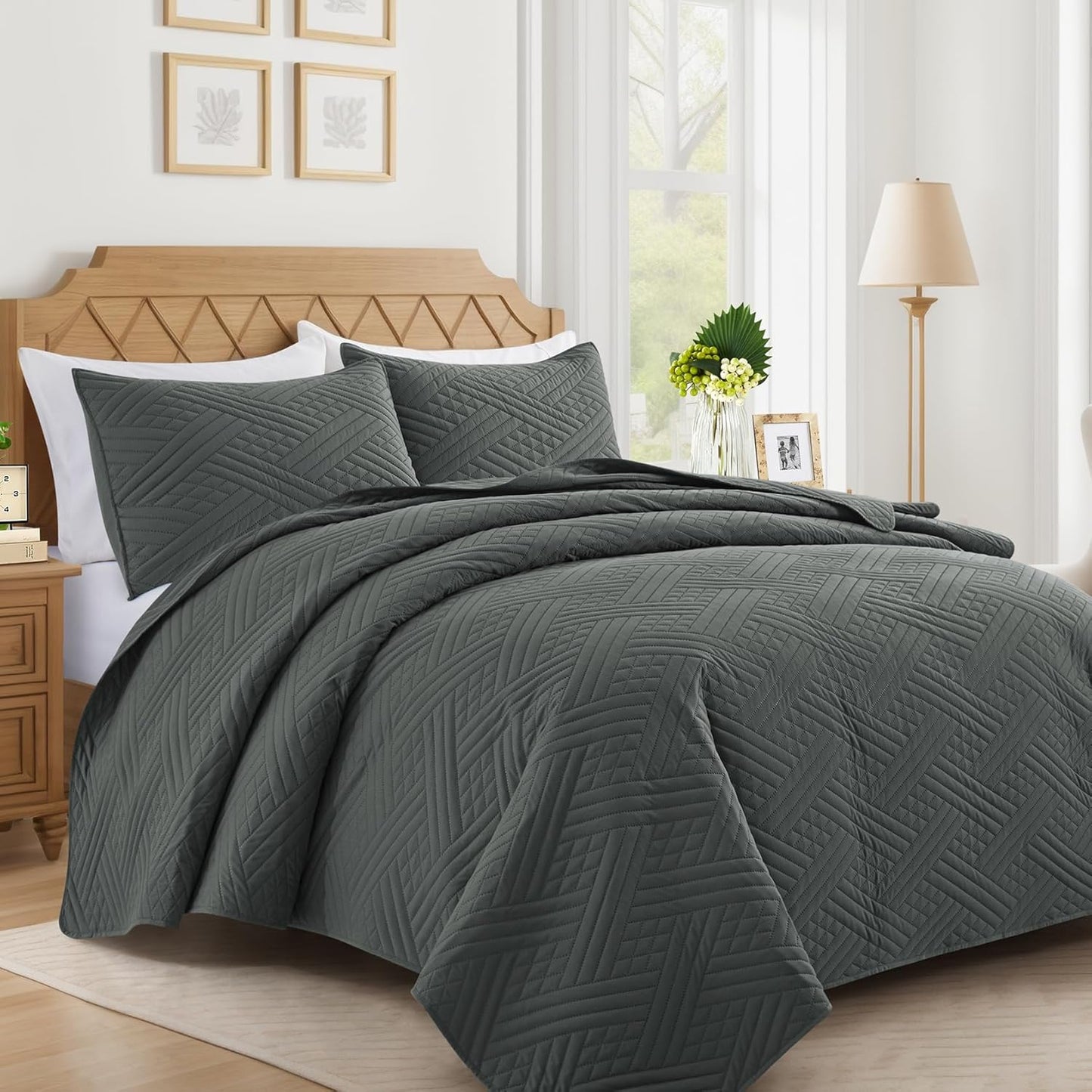Lavsiry Dark Grey Oversized California King Quilt Set for All Seasons