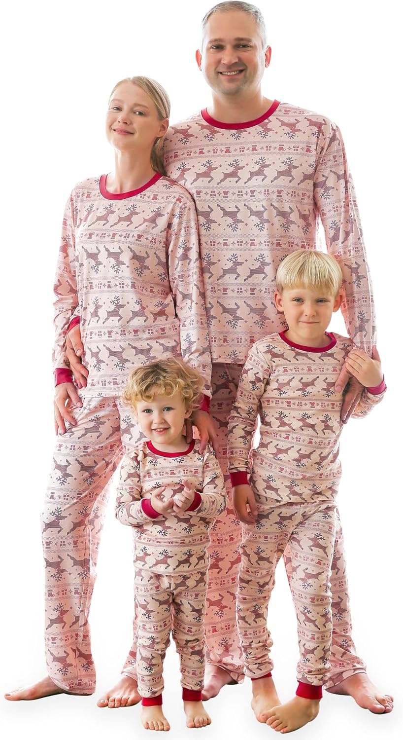 Matching Christmas Pajama Set for Family by VAENAIT BABY
