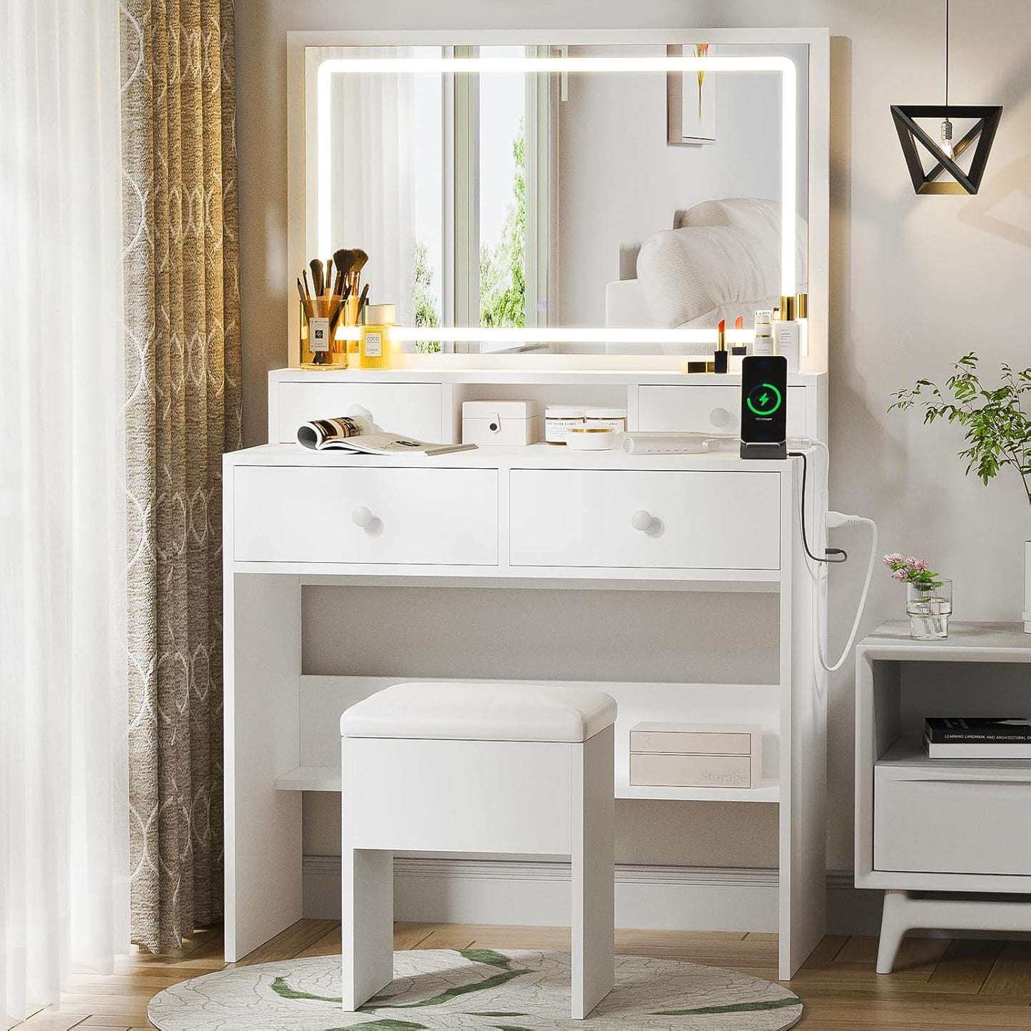 Haewon Vanity Desk with Lights & Charging - 3 Lighting Modes