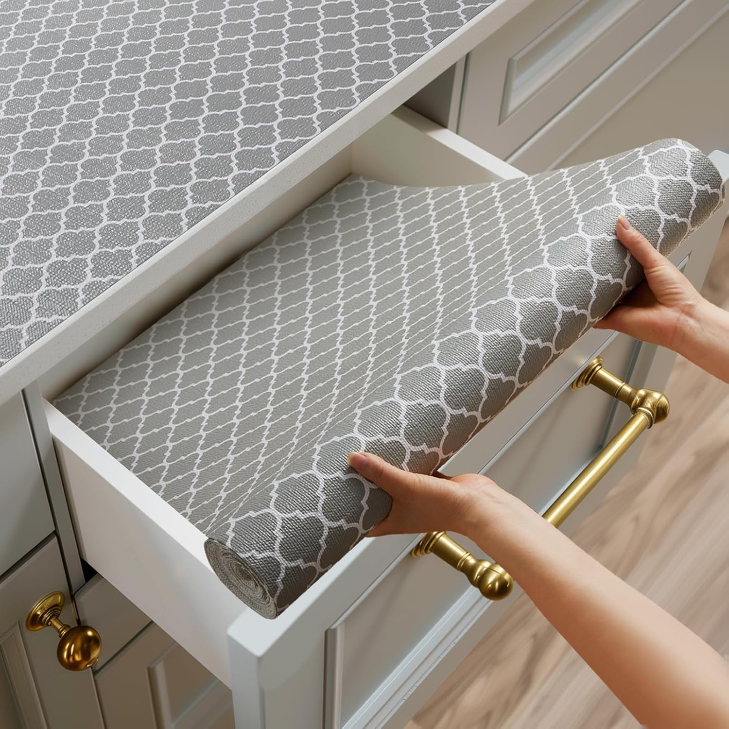 Non-Adhesive Shelf and Drawer Liner for Kitchen Cabinets