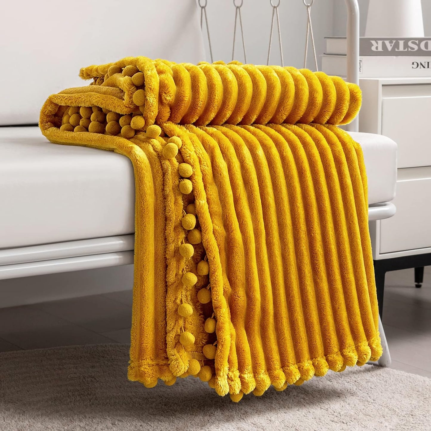 DISSA Fleece Blanket Queen Size 90x90 - Soft Plush Cozy Throw
