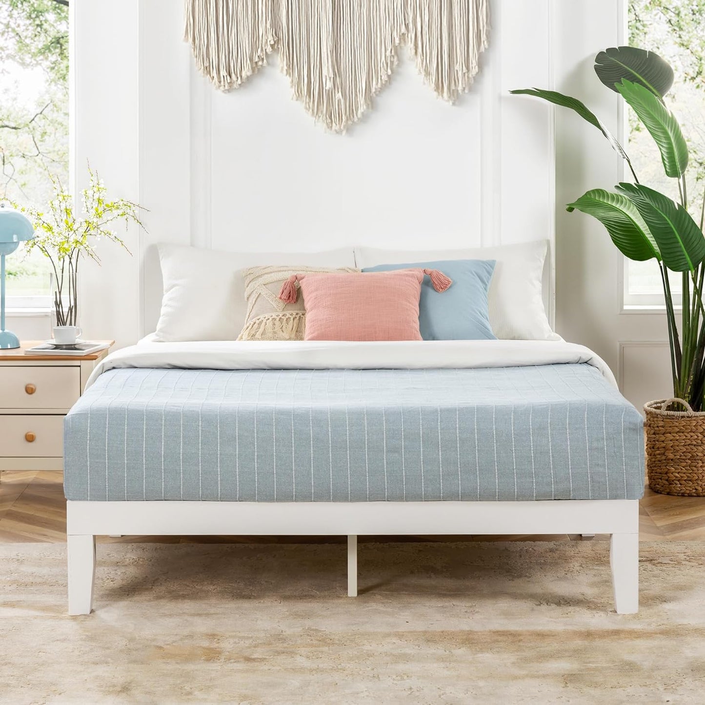 Mellow Naturalista Classic 12 Inch Solid Wood Platform Bed Review