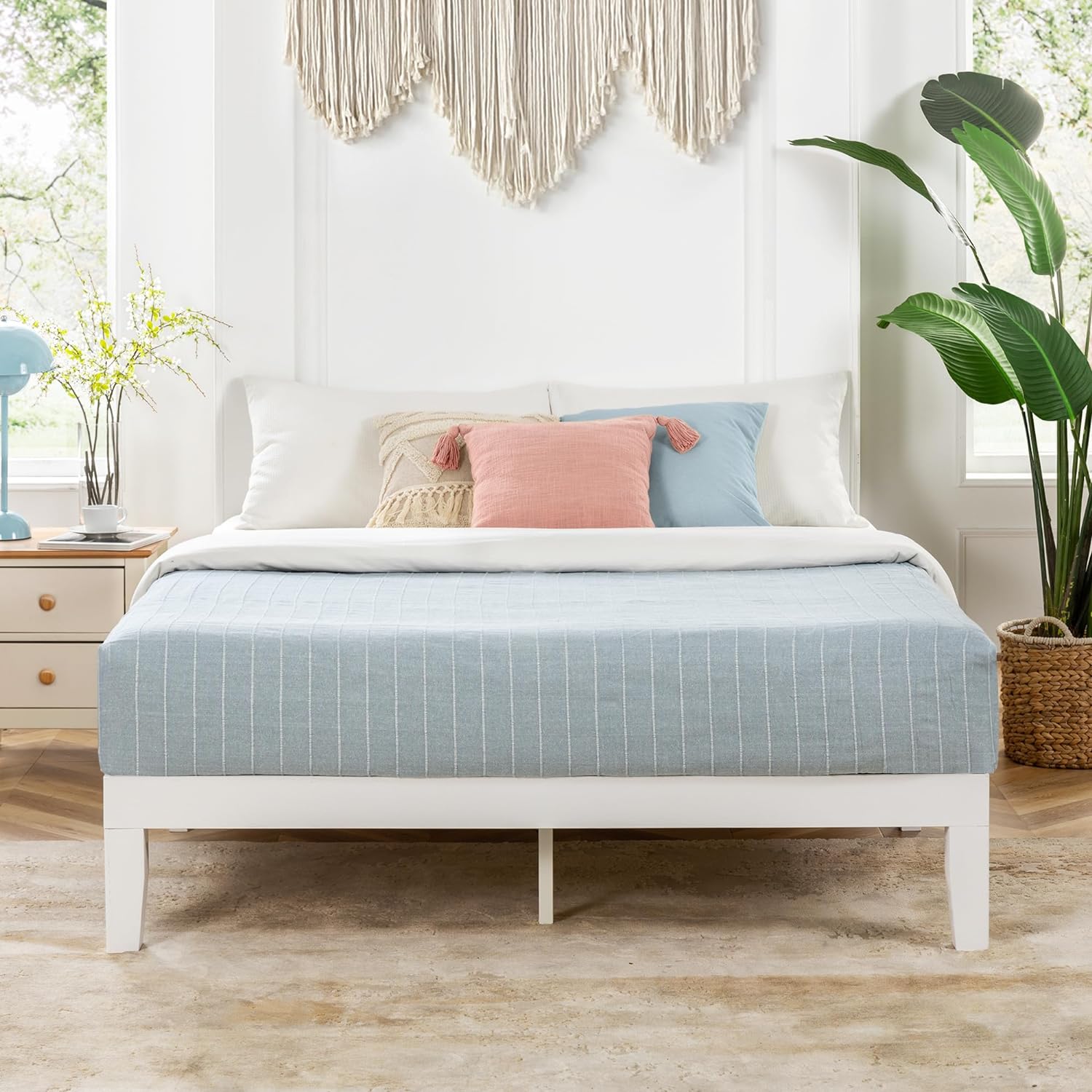 Mellow Naturalista Classic 12 Inch Solid Wood Platform Bed Review