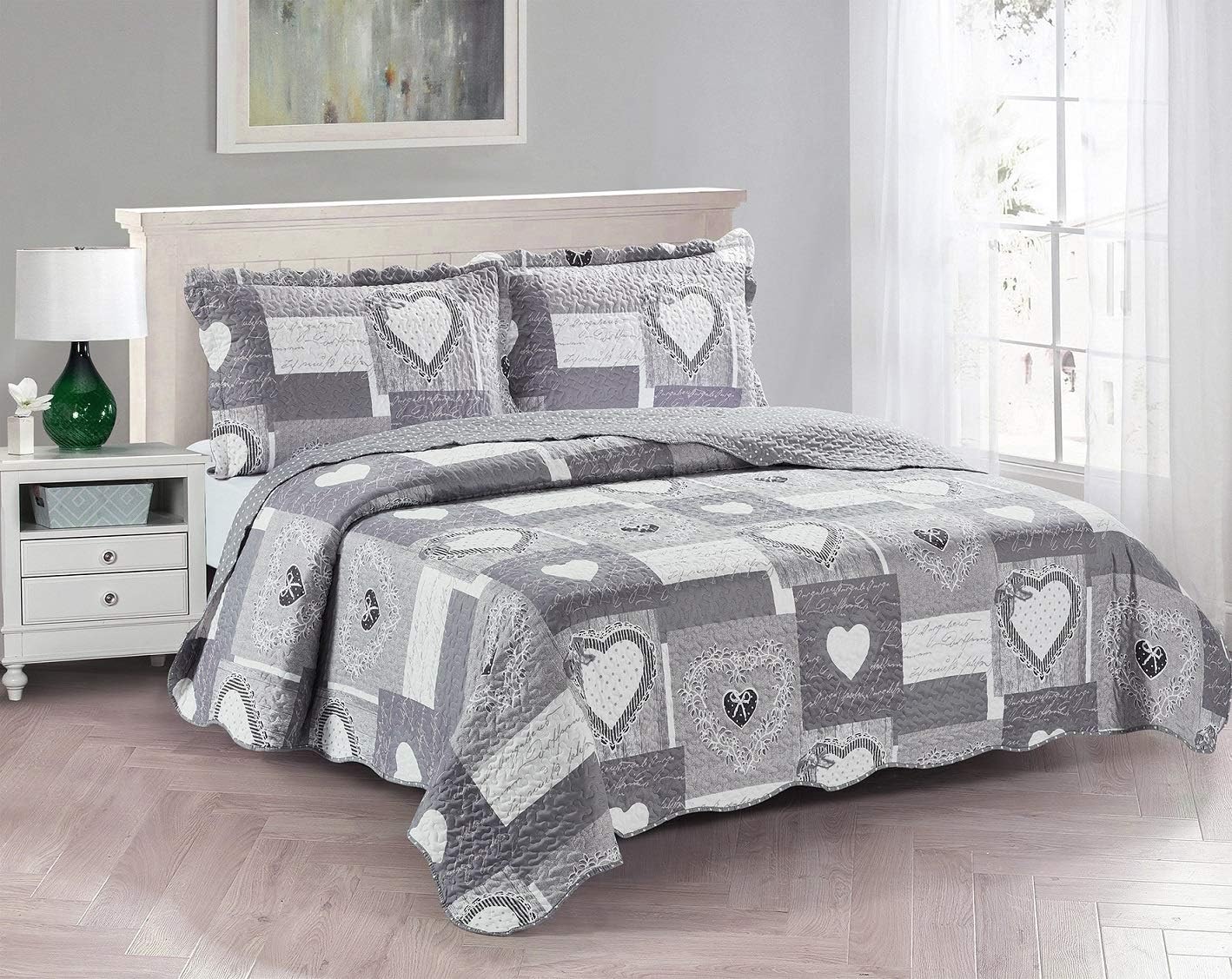 Brilliant Sunshine Heart Love Quilt Set for King Size Beds