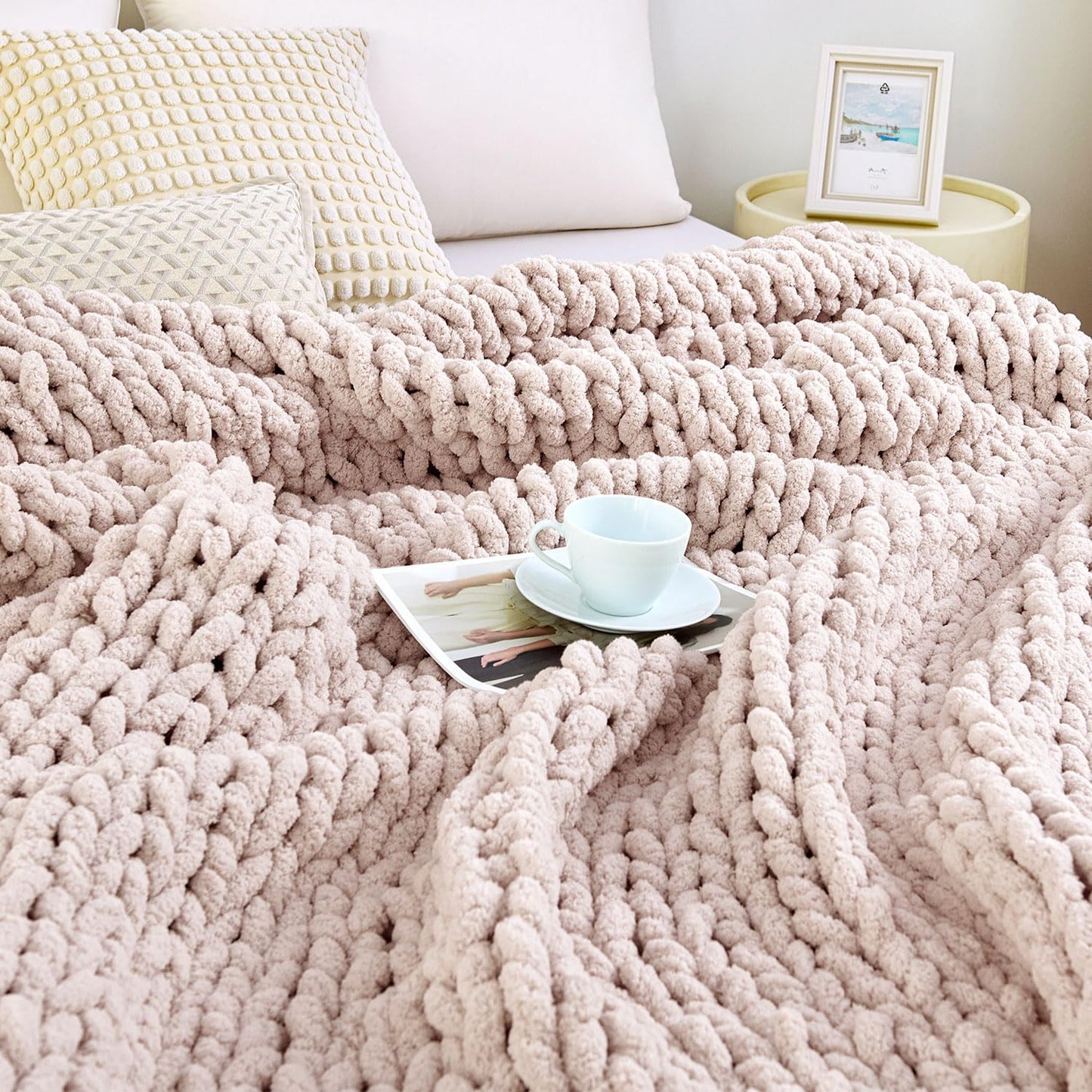 Admitrack Chunky Knit Blanket Throw for Cozy Home Decor