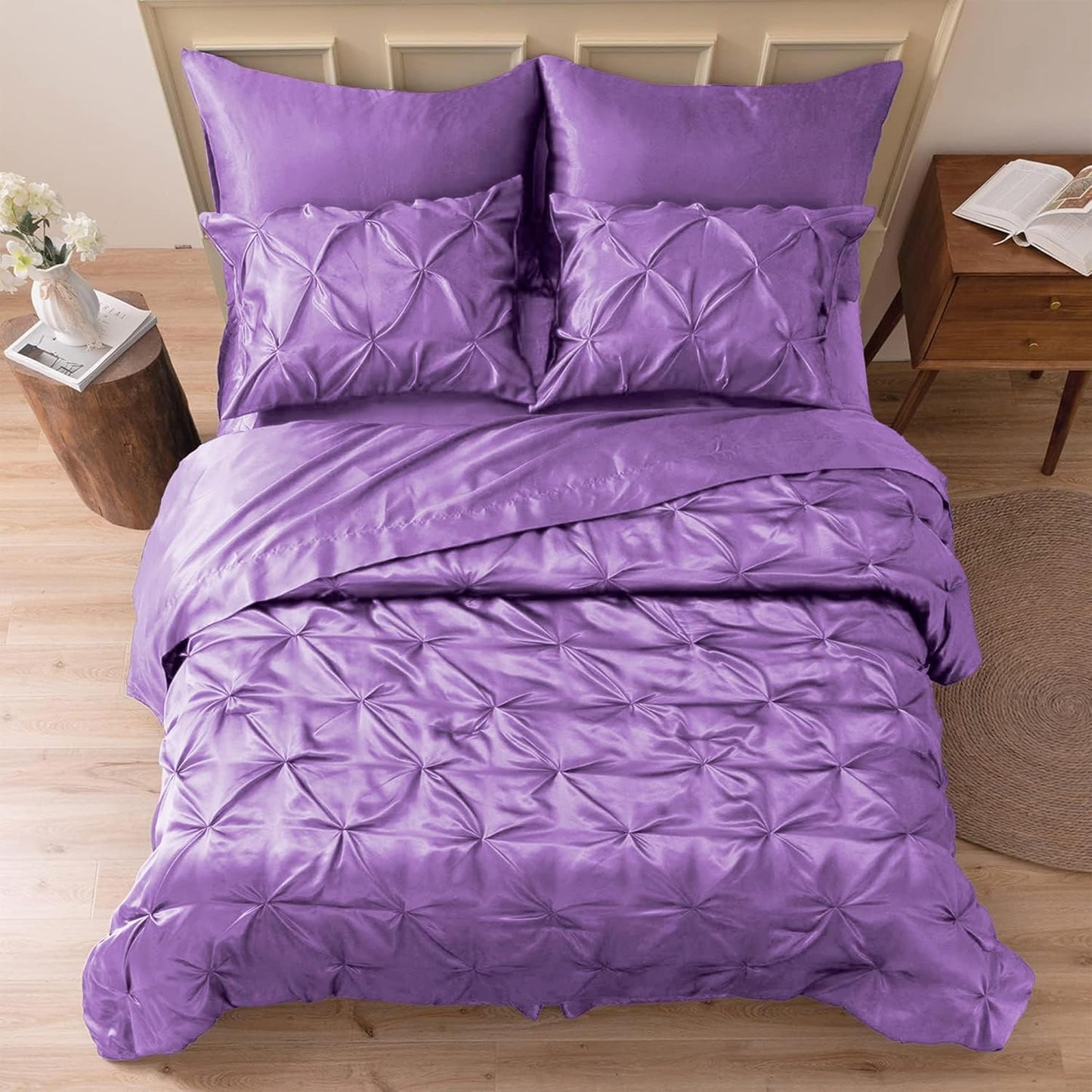 Luxurious Pinch Pleat Satin Comforter Set for Full Beds