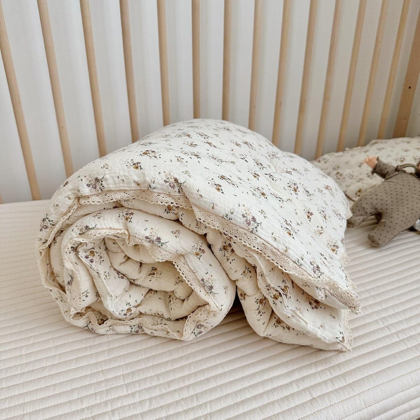 BuLuTu Muslin Toddler Quilt for Boys Girls with Cute Flowers