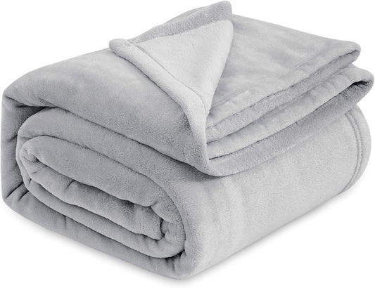 Bedsure GentleSoft Fleece Blanket California King Light Grey