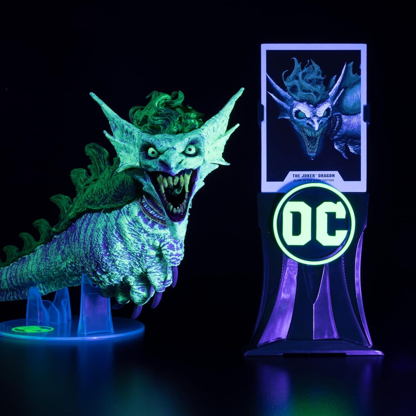 DC Multiverse Joker Dragon Glow Gold Vehicle