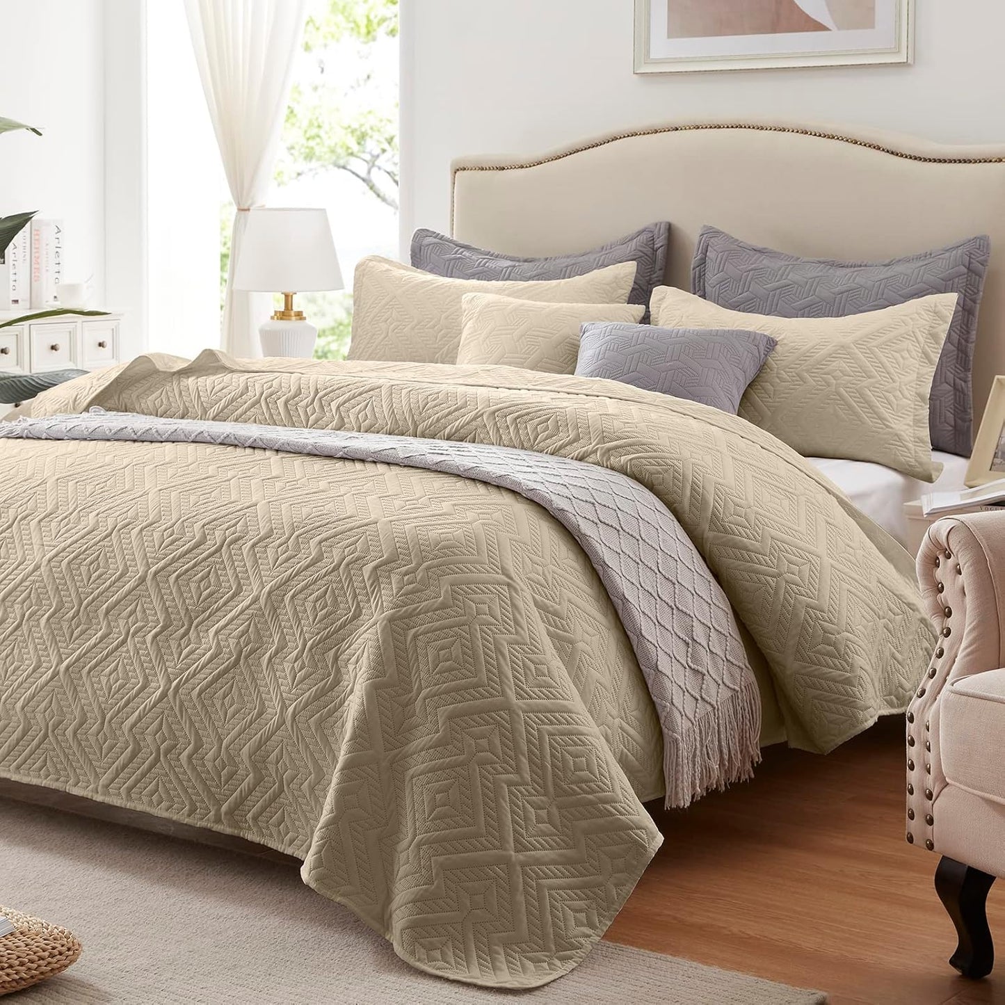 LEAONME Full/Queen Quilt Set Lightweight Beige Bedspread 90x98