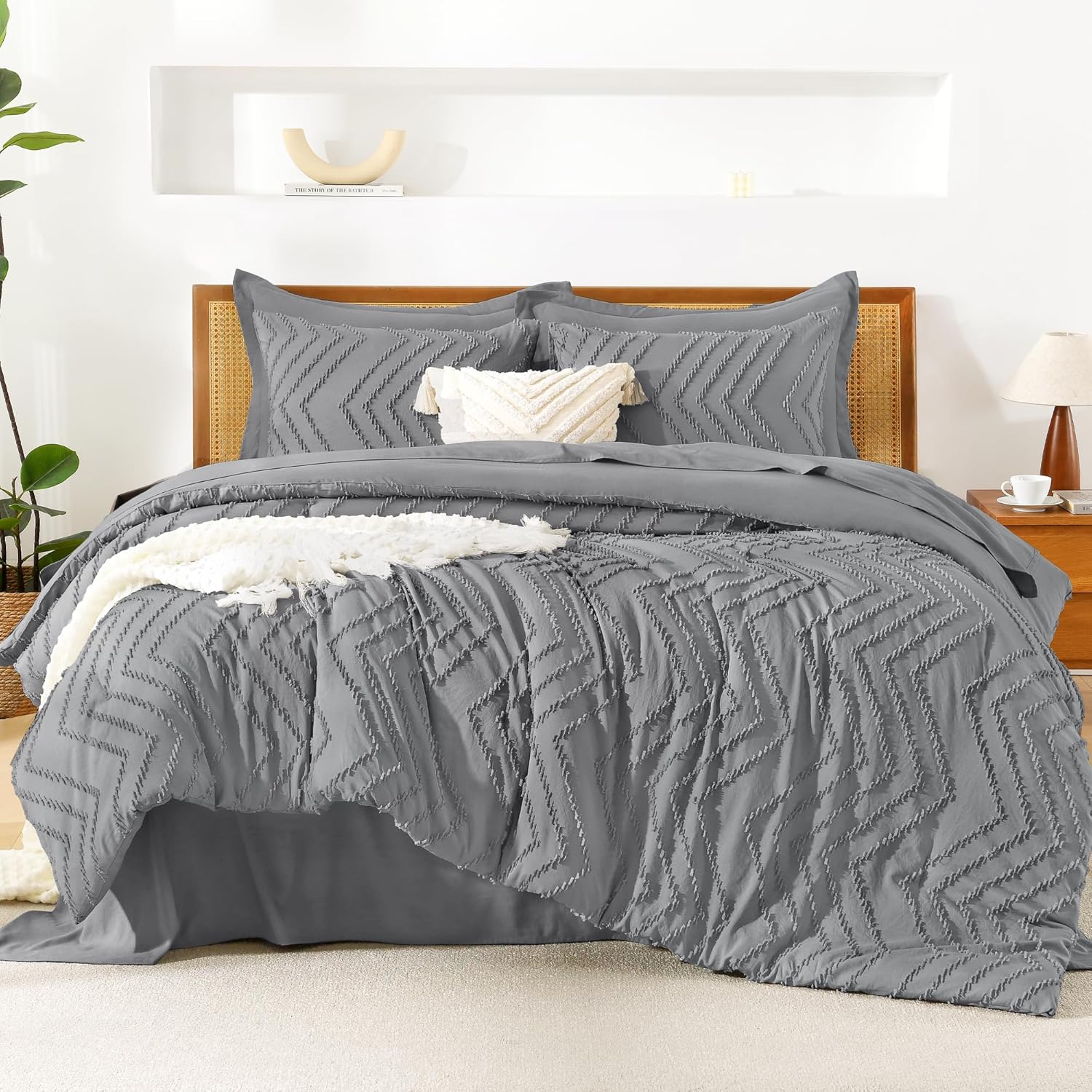 Litanika Queen Size Comforter Set with Sheets - 7 Piece Bedding