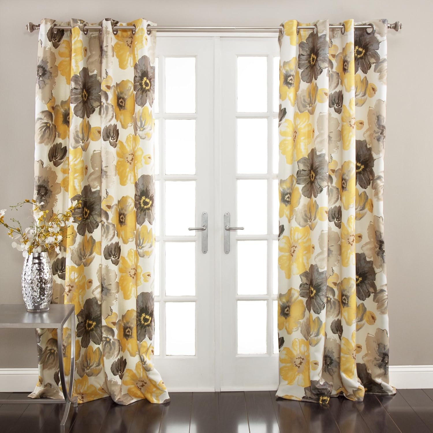 Lush Decor Leah Room Darkening Floral Curtain Panel Set