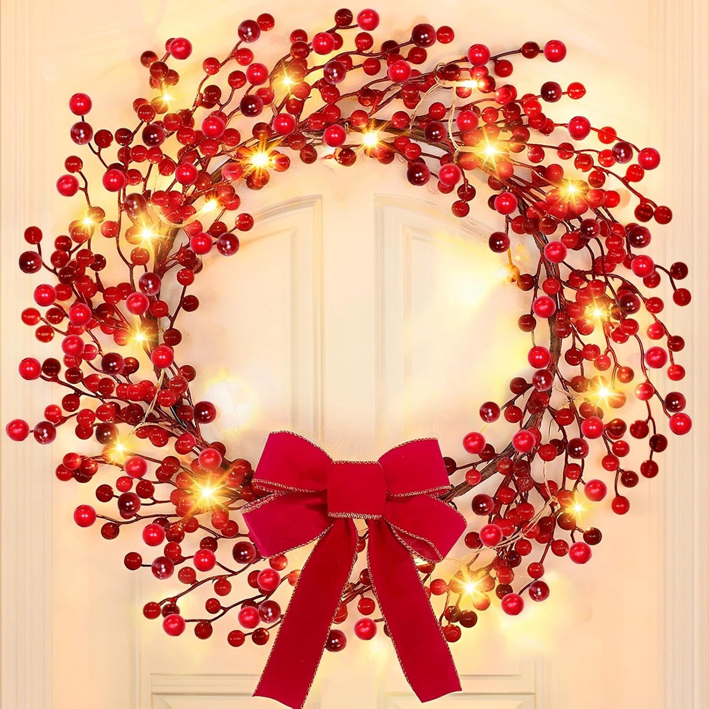 20 Inch Red Berry Christmas Wreath with 20 Warm White Lights