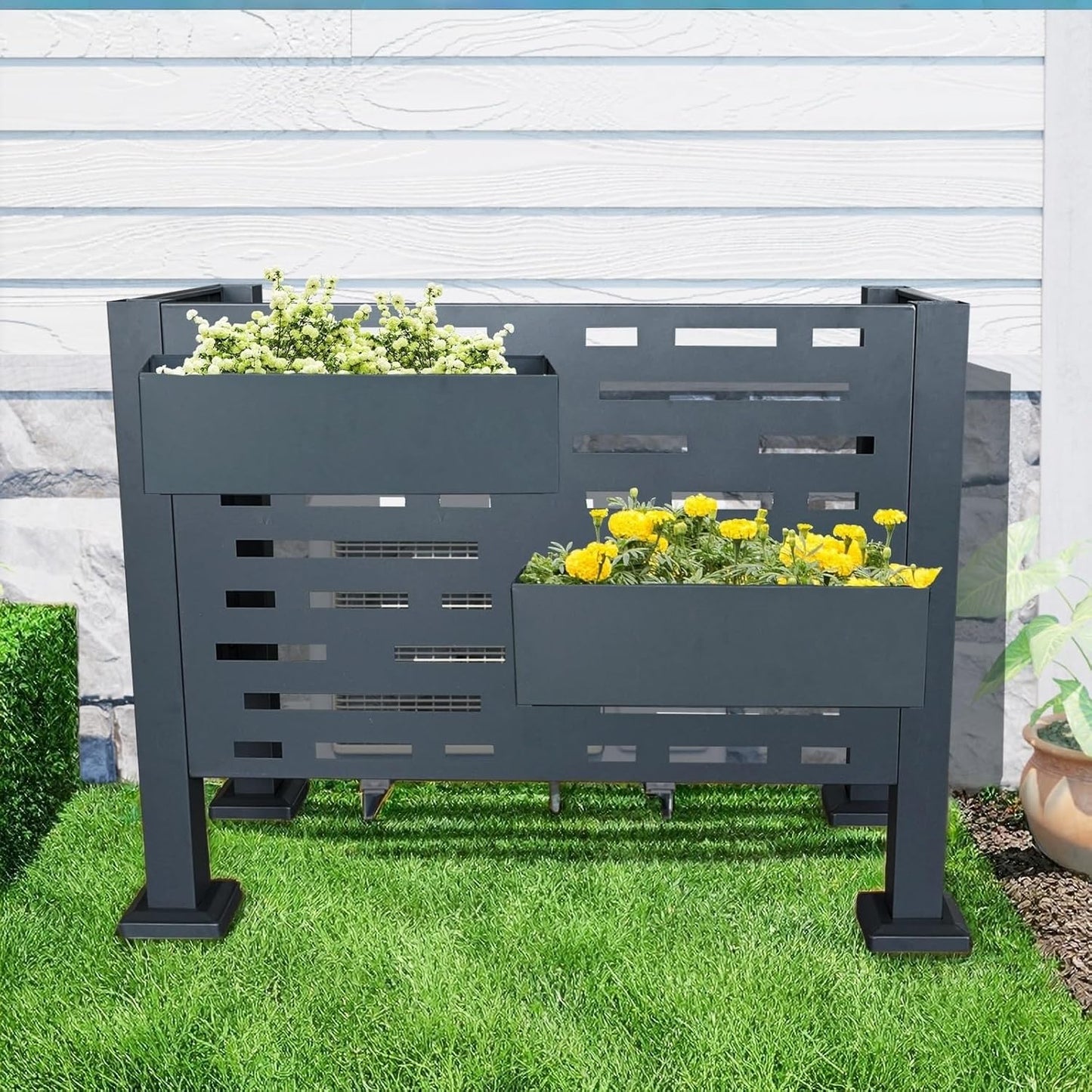 ChicFurnit Metal Privacy Screen - Pool & Trash Can Solution
