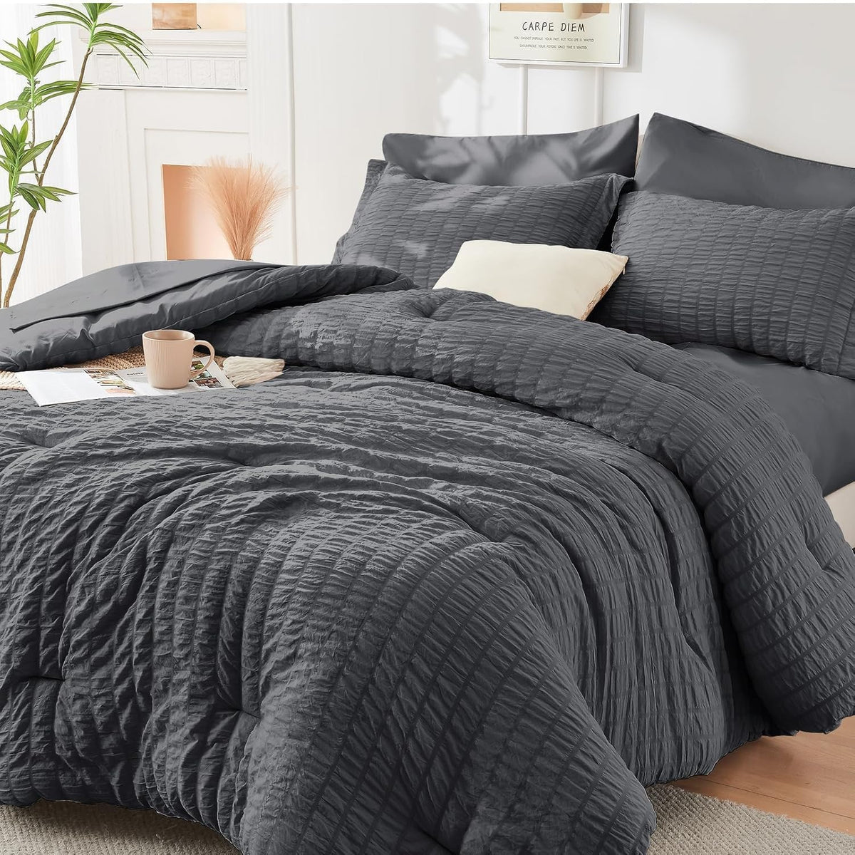 HYMOKEGE Full Size Comforter Set with Seersucker Design for Luxury