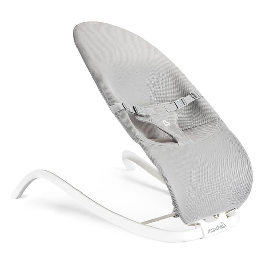 Munchkin 2-in-1 Baby Bouncer and Rocker - Portable & Reclining!