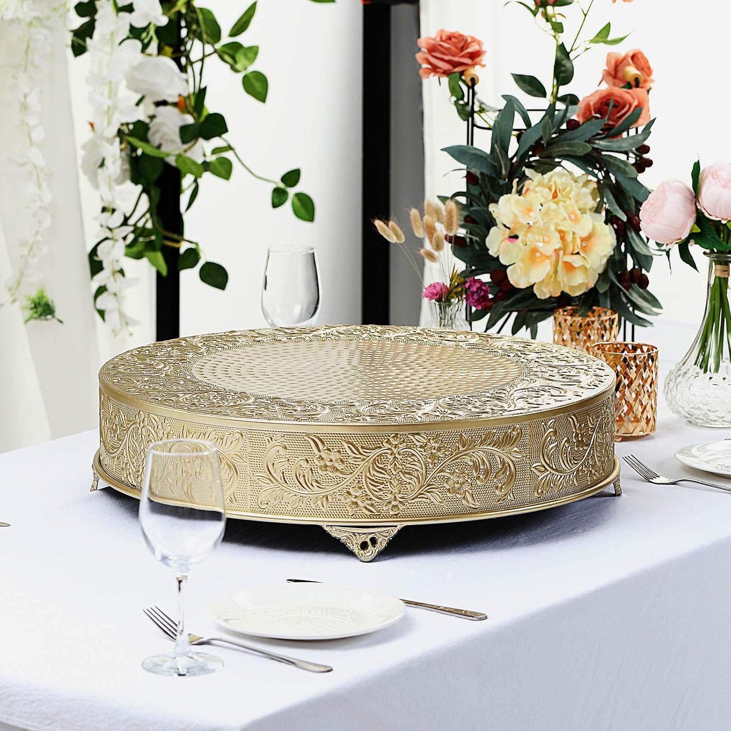 22in Round Gold Embossed Metal Cake Plateau Stand for Weddings