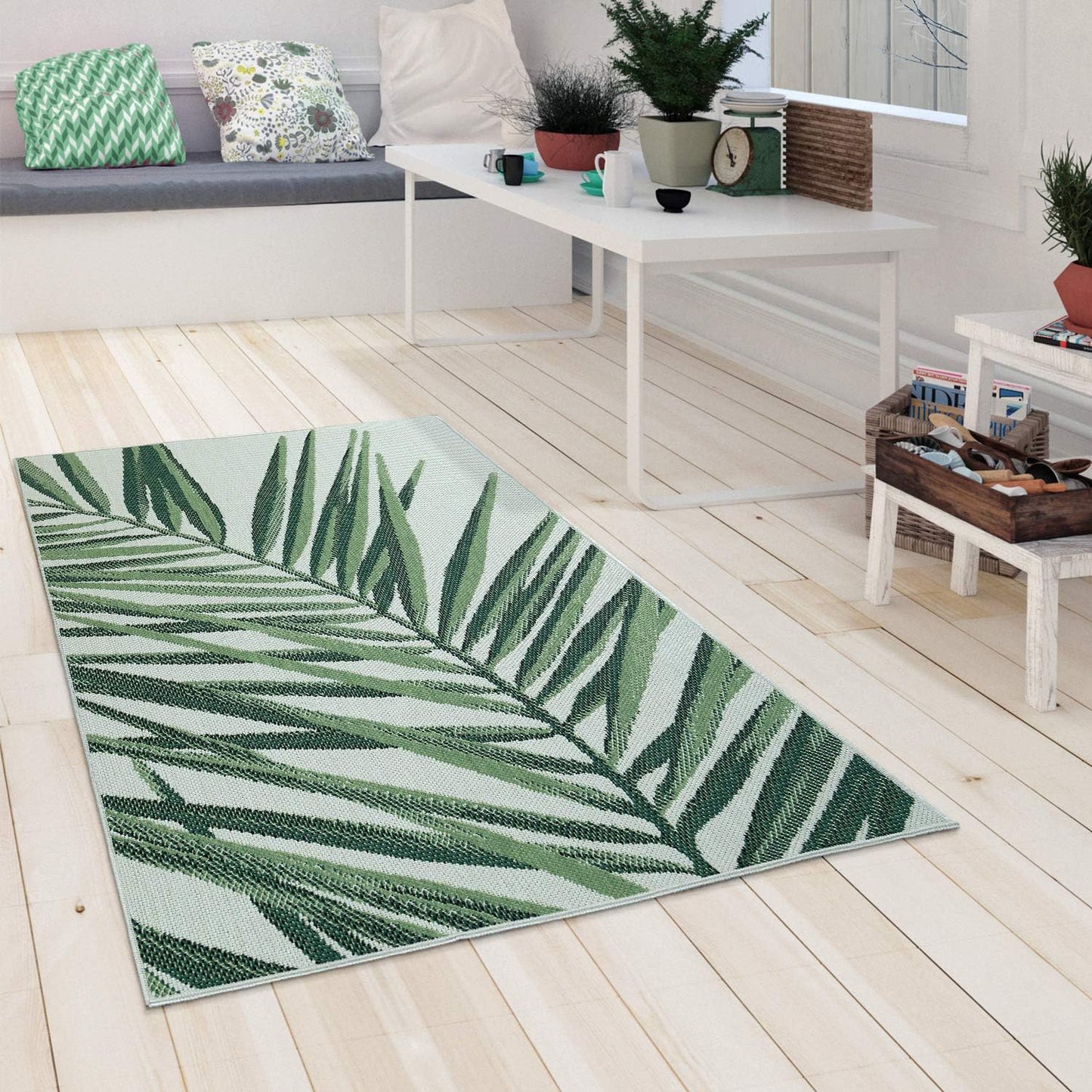 Outdoor Rug Green Beige with Palm Leaf Pattern for Patio Use