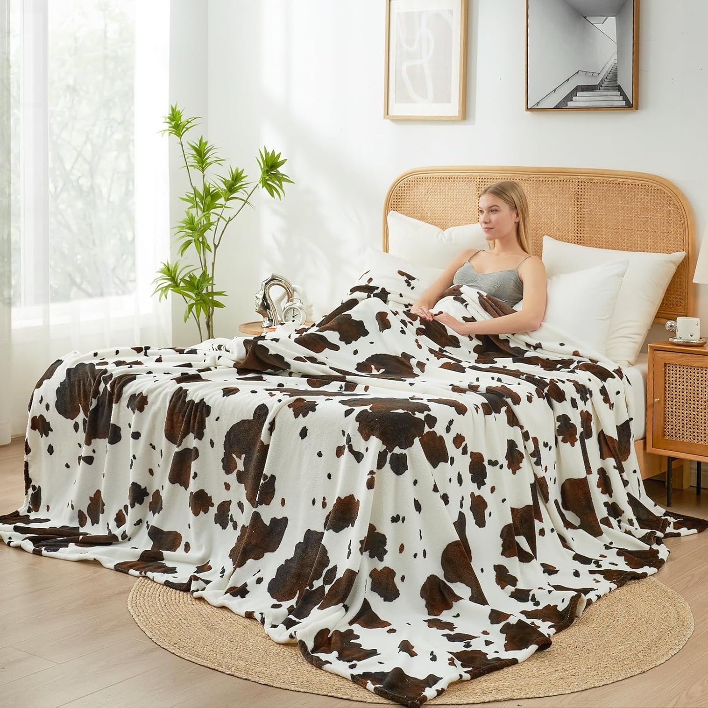 Cozy Bliss Cow Print Throw Blanket for Ultimate Comfort