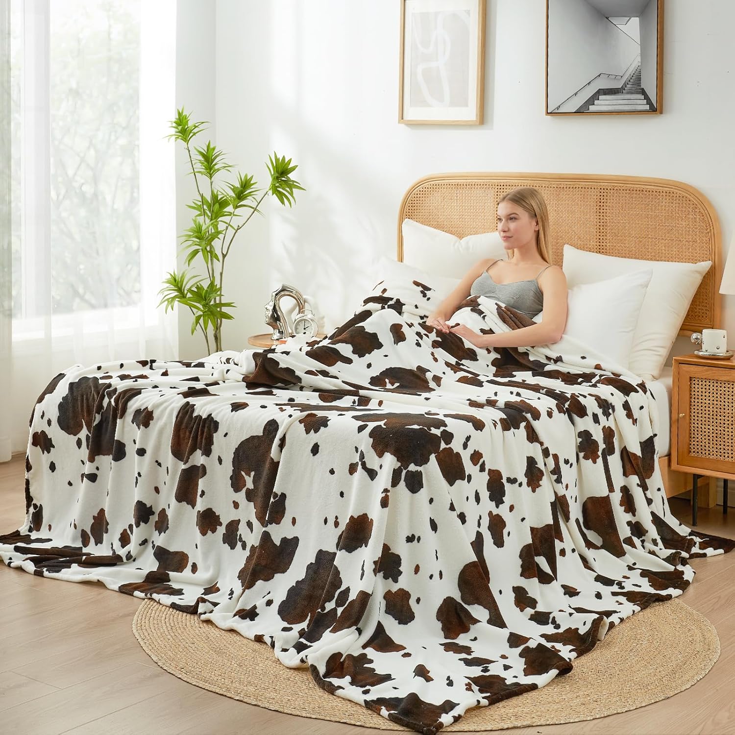 Cozy Bliss Cow Print Throw Blanket for Ultimate Comfort