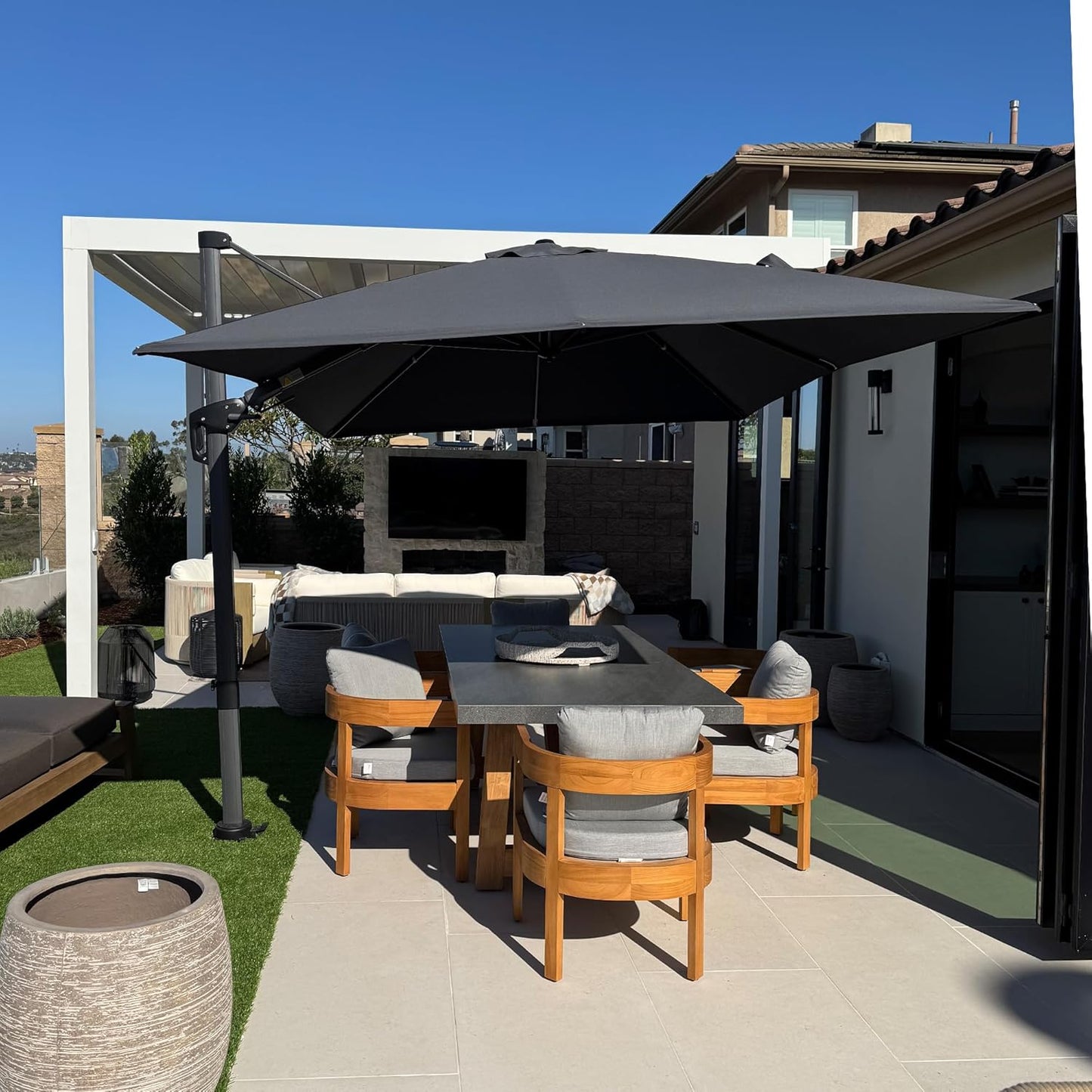 8.2ft X 11.5ft Left-right Tilting Patio Umbrella for Outdoor Use
