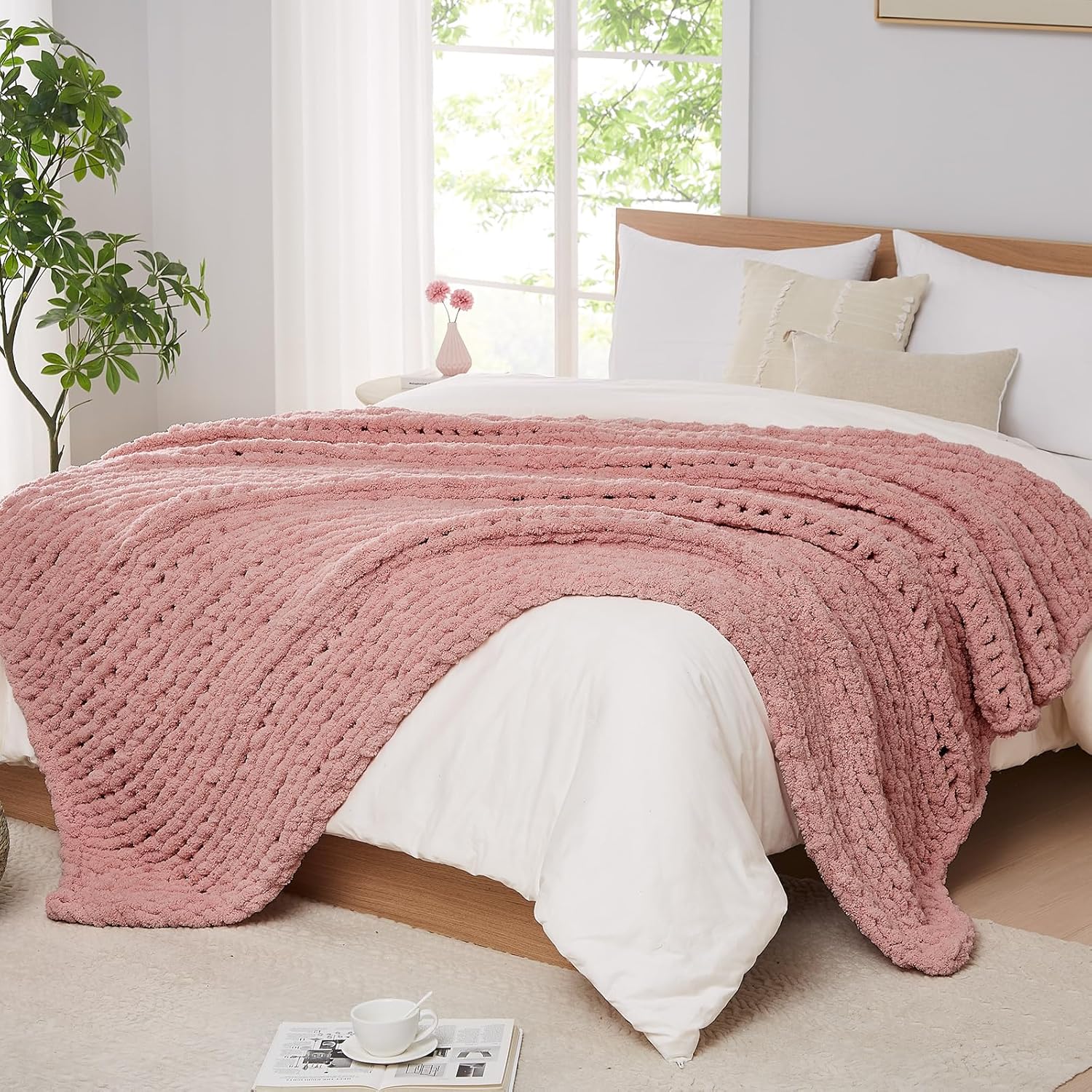 L'AGRATY Chunky Knit Blanket Throw - Soft Chenille Crochet Blanket