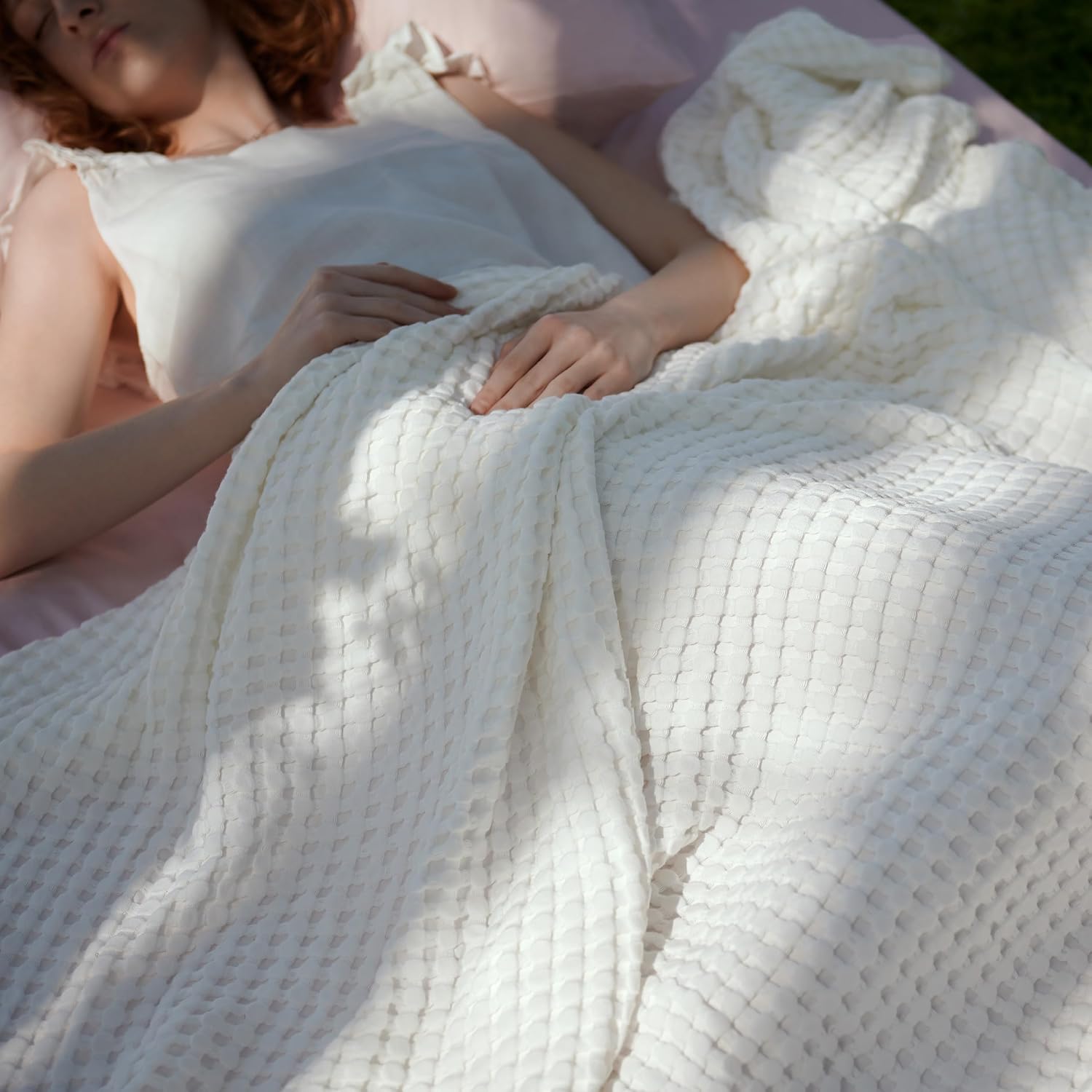 Bedsure Cooling Cotton Waffle Blanket for Hot Sleepers, Ivory