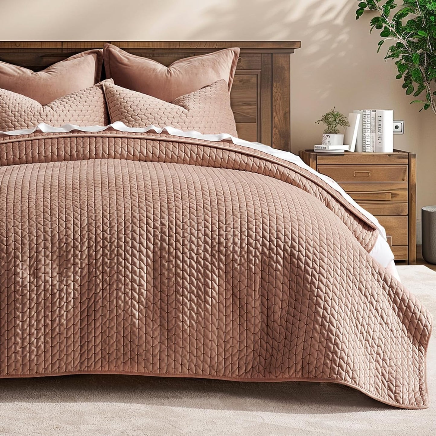 Luxury Velvet Quilt Set King Size for All Seasons in Terracotta