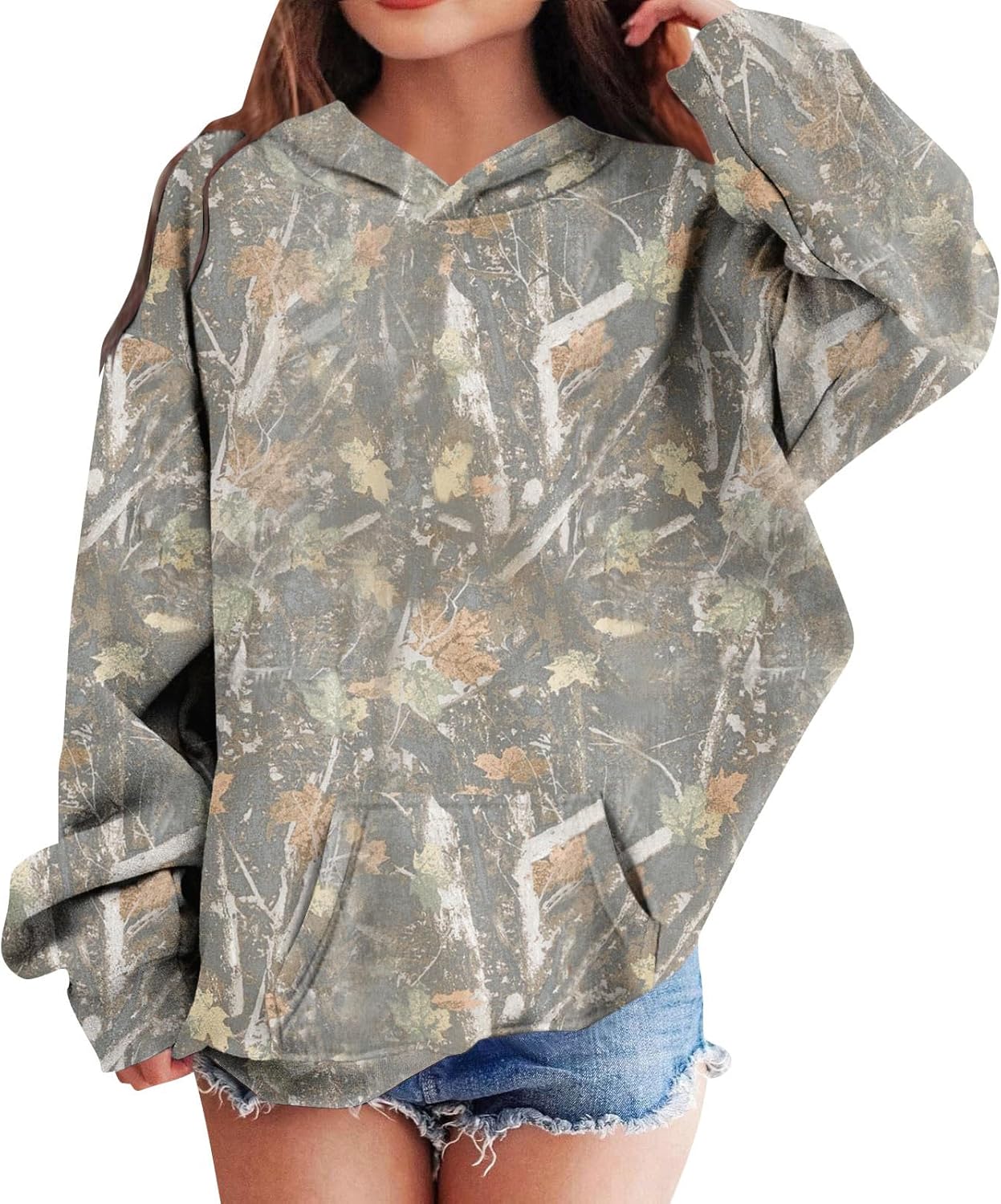Maple Leaf Print Camo Fleece Hoodie - Cozy Classic Kids' Pullover