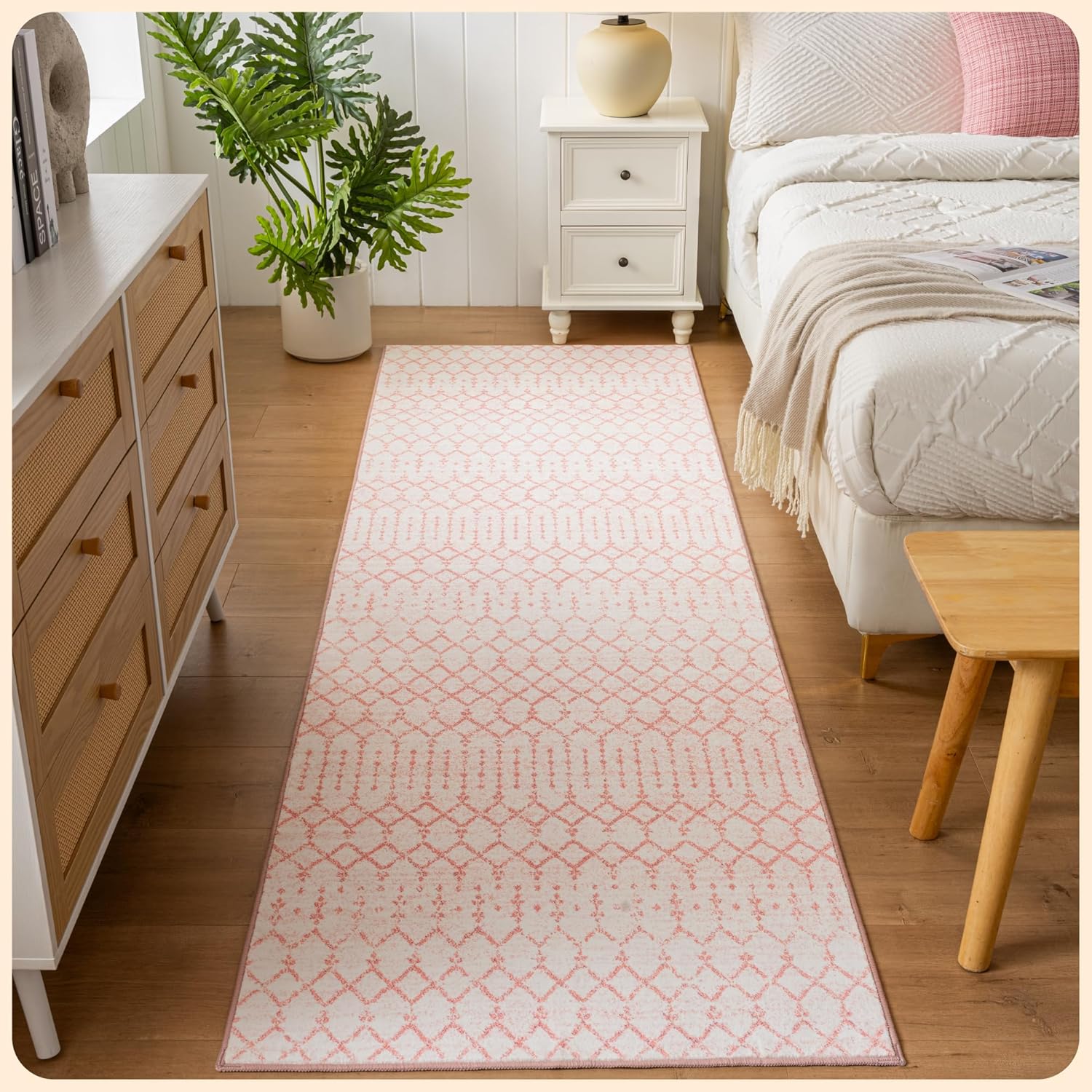 Istana Pink 2.5x8 Modern Geometric Runner Rug - Soft & Washable
