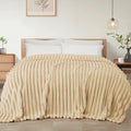 Exclusivo Mezcla Queen Size Flannel Fleece Blanket, Super Soft - Cozy