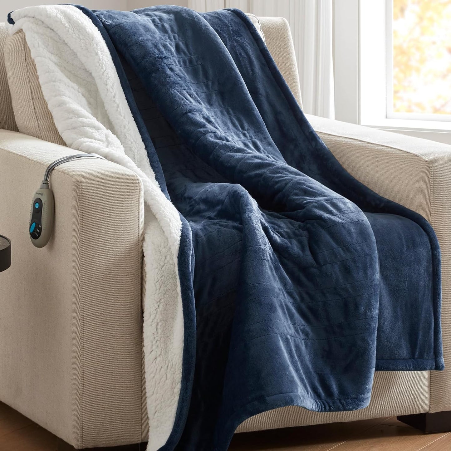 Beautyrest Heated Blanket - Soft Reversible Plush Sherpa Throw