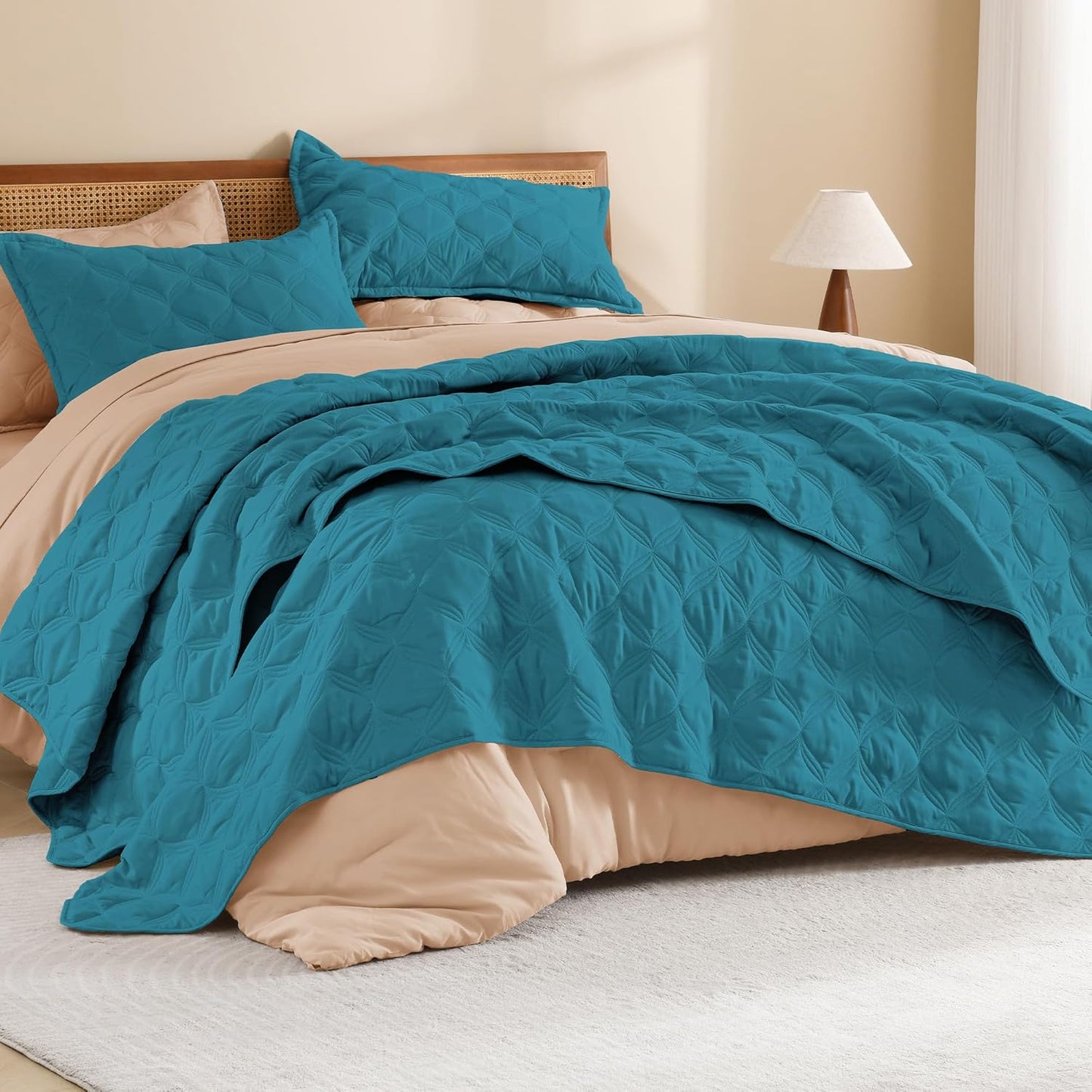 Litanika Oversized King Quilt Bedding Set for All Seasons