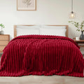 Exclusivo Mezcla Queen Size Flannel Fleece Blanket for All Seasons