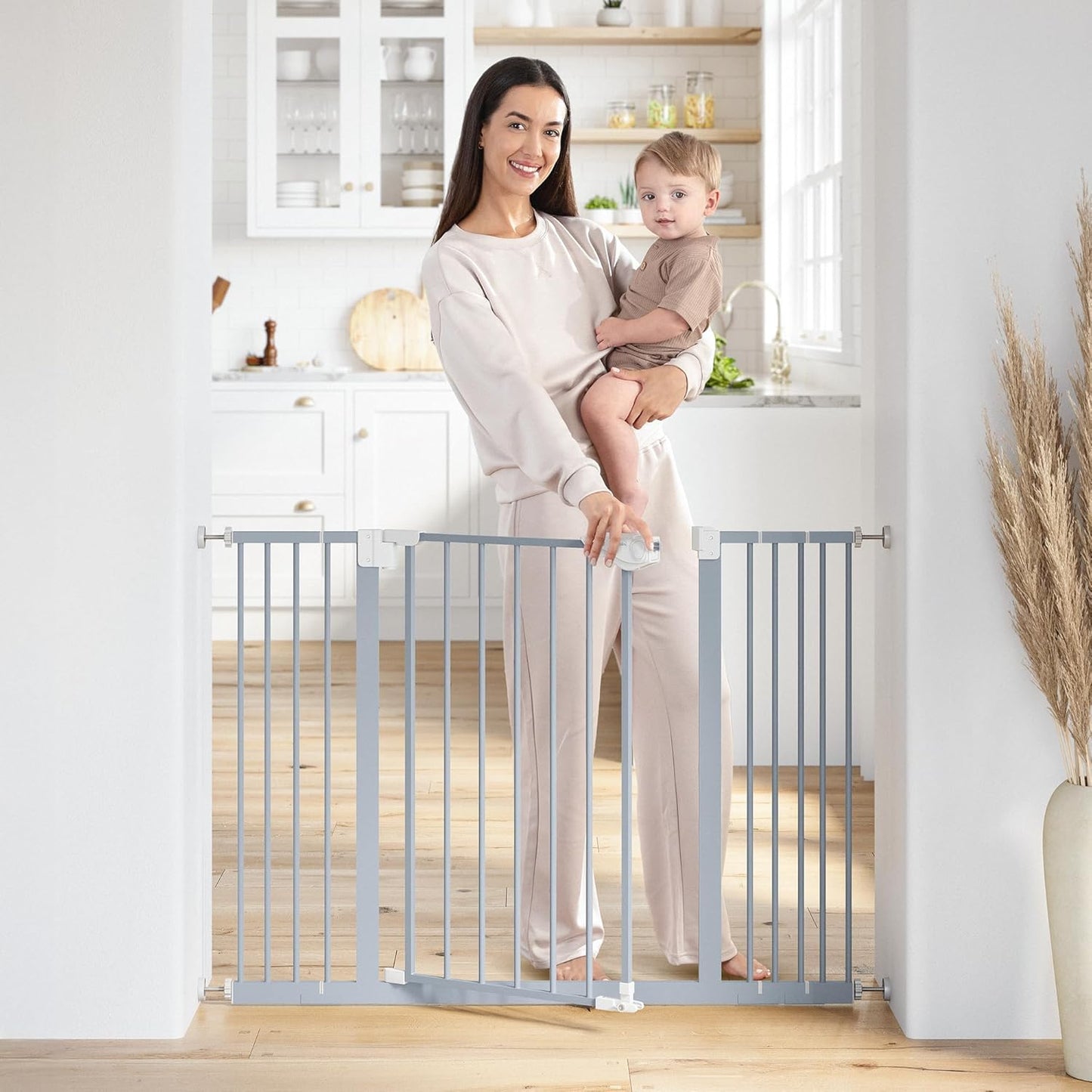 Comfy Cubs Baby Safety Gate - Adjustable for Any Space