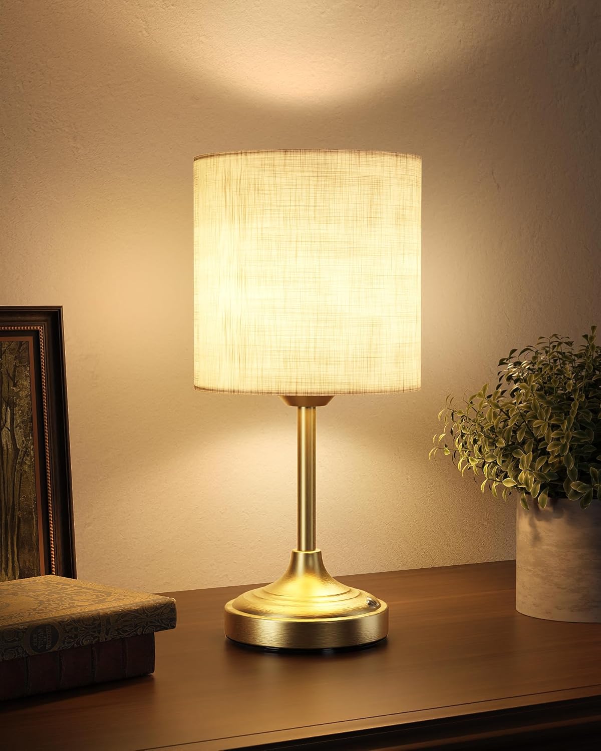 Battery Operated Lamp with 8000mAh Rechargeable Battery for Home