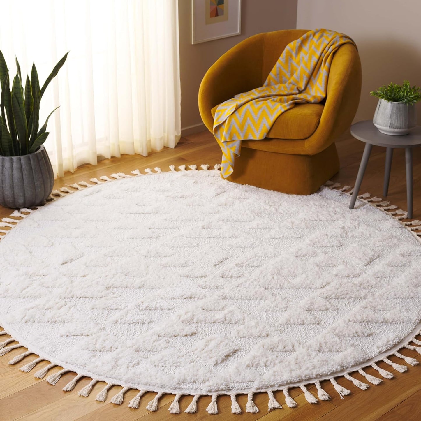 Safavieh Moroccan Tassel Shag Area Rug - Plush 1.5 Inch Thick