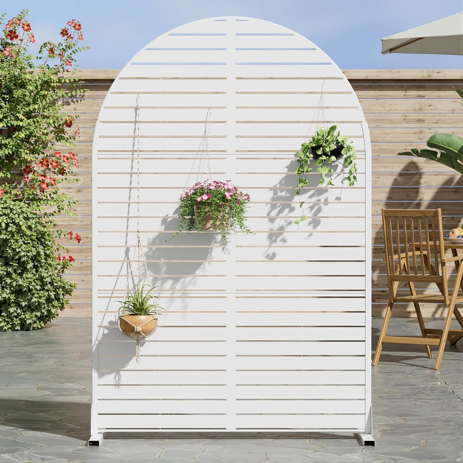 Casaphoria 72in H x 47in W Arched Metal Privacy Screen for Outdoors