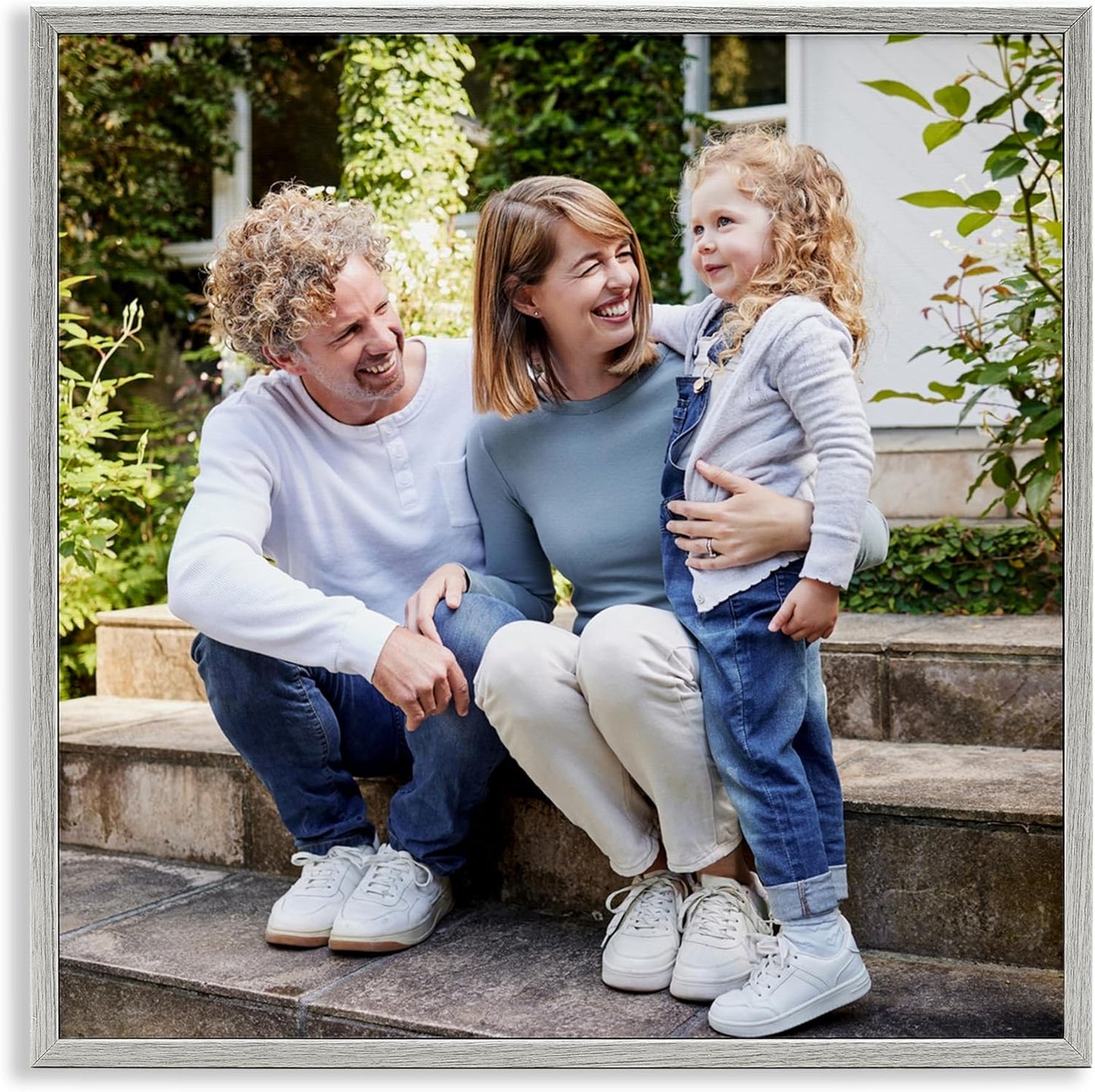 Transform Your Photo into Custom Canvas Art for Home Decor