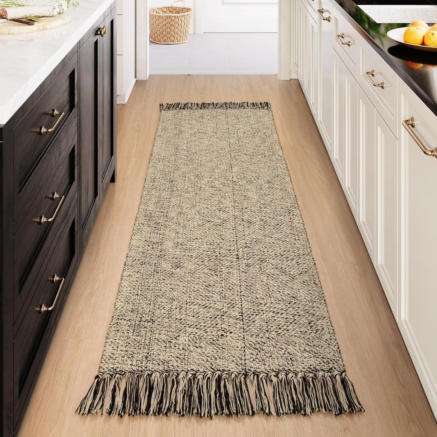 Collive Farmhouse Hallway Runner Rug - Hand-Woven 2x6 Modern