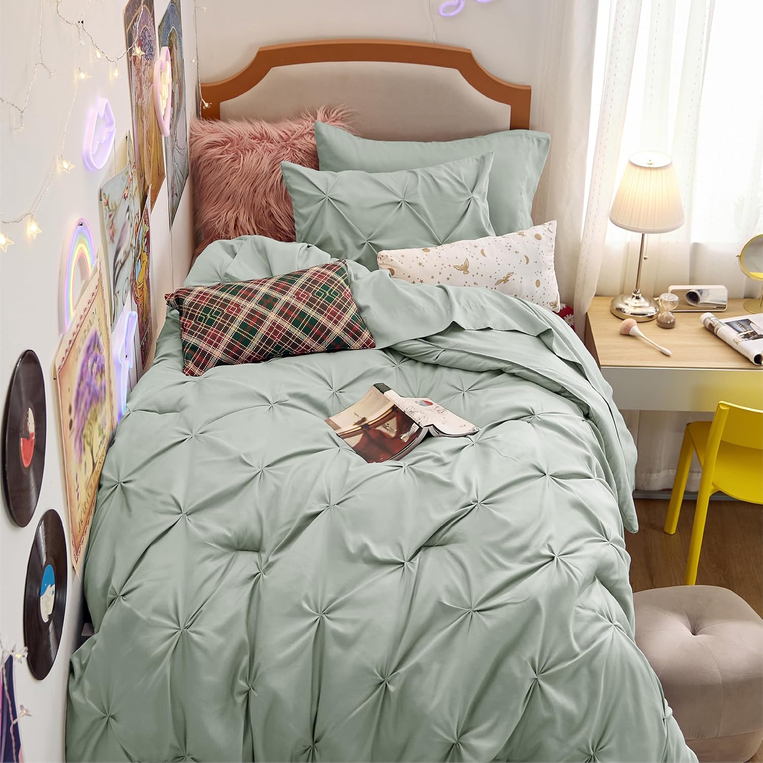 Bedsure Twin Comforter Set in Sage Green - 5 Piece Bedding Set